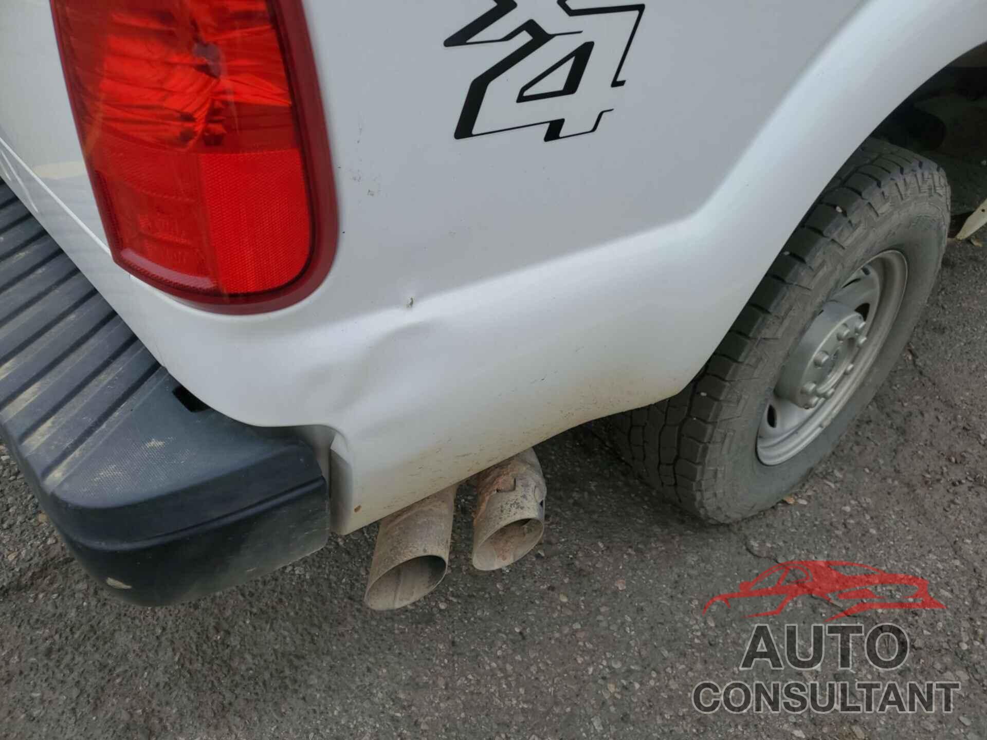 FORD F-250 2011 - 1FT7X2BT1BEA38338