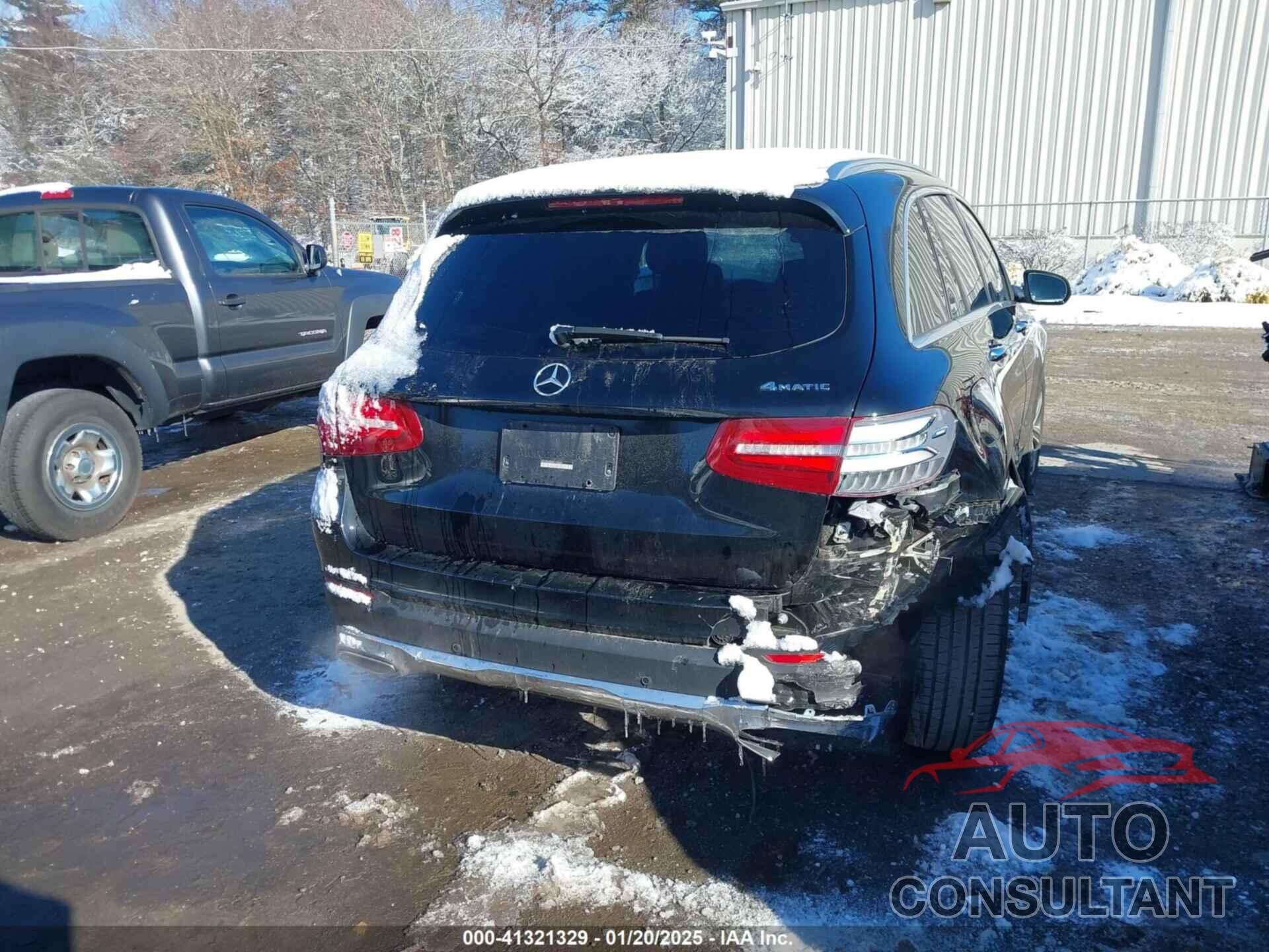 MERCEDES-BENZ GLC 300 2019 - WDC0G4KB8KV163643