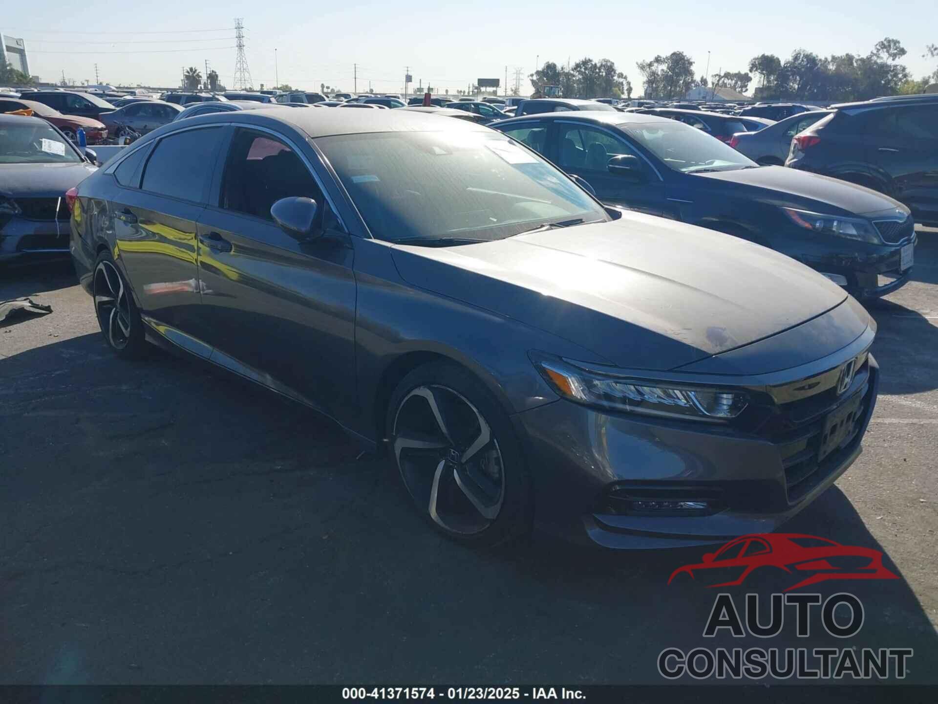 HONDA ACCORD 2018 - 1HGCV1F33JA216976