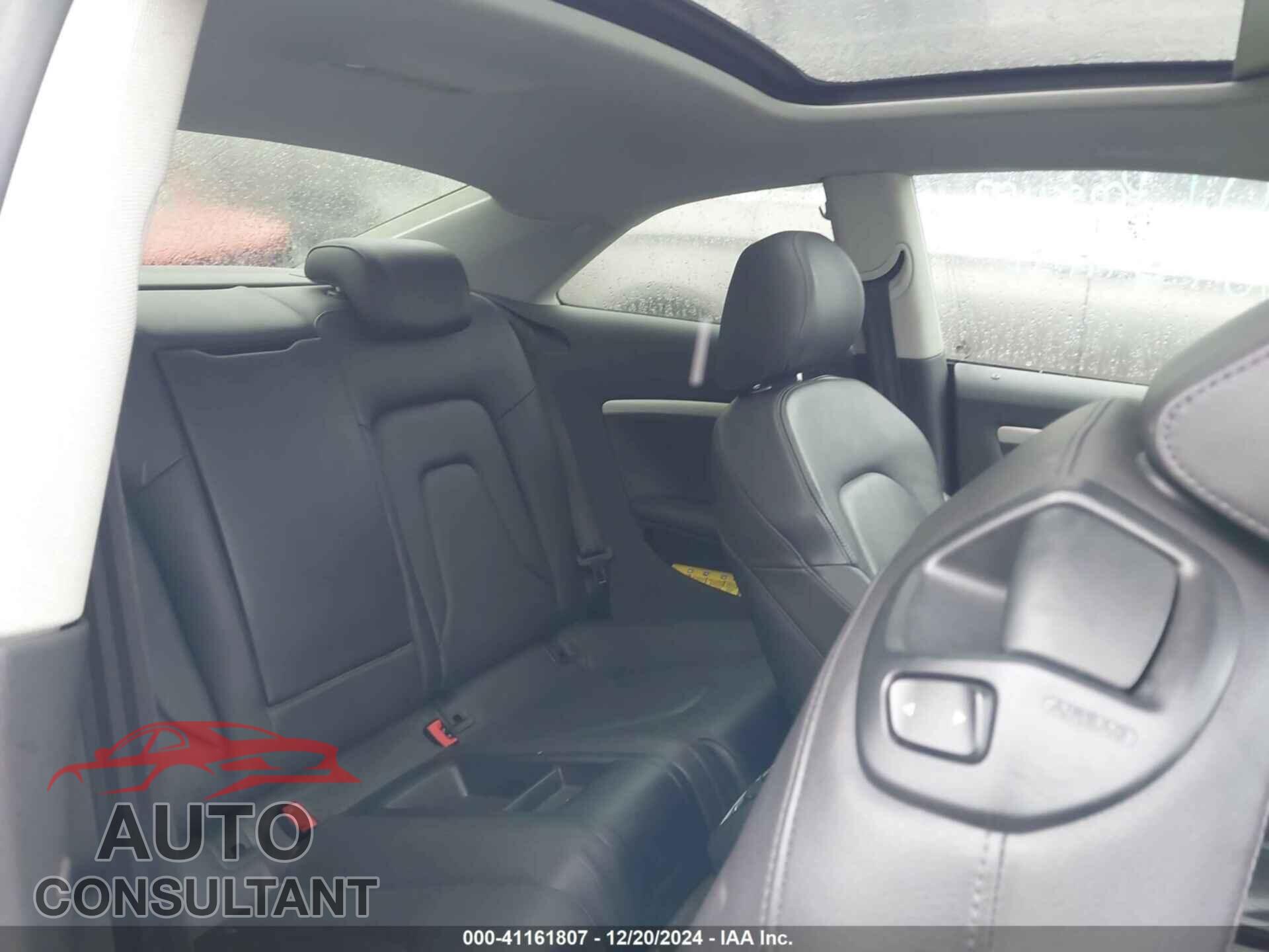 AUDI A5 2014 - WAULFAFR9EA060512