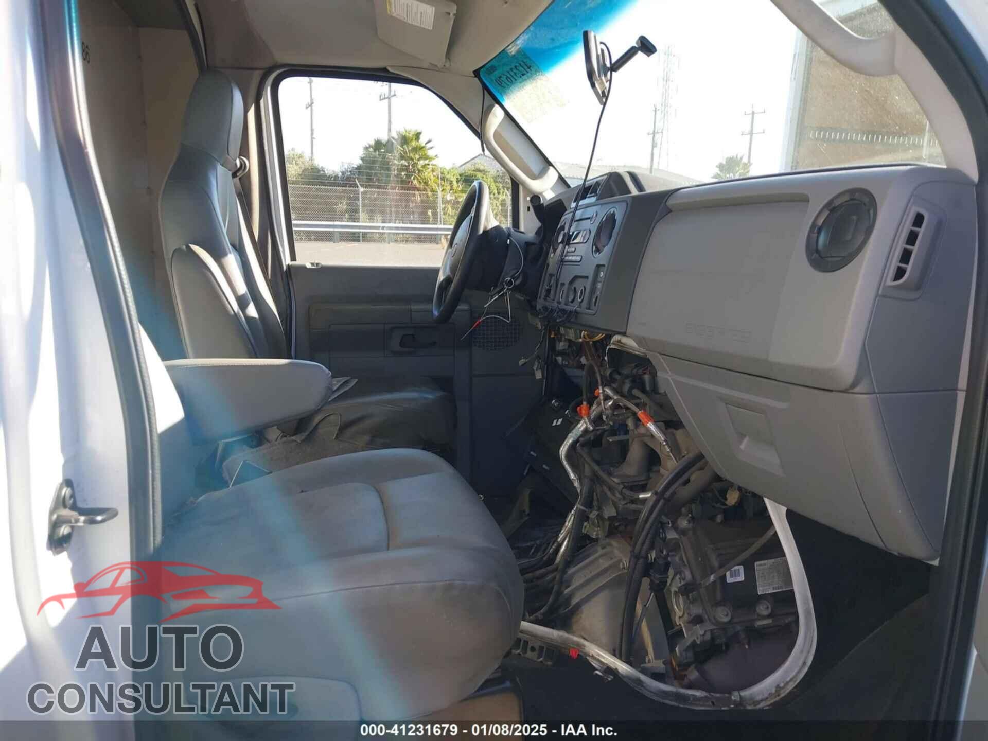 FORD E-450 CUTAWAY 2015 - 1FDXE4FS5FDA20113