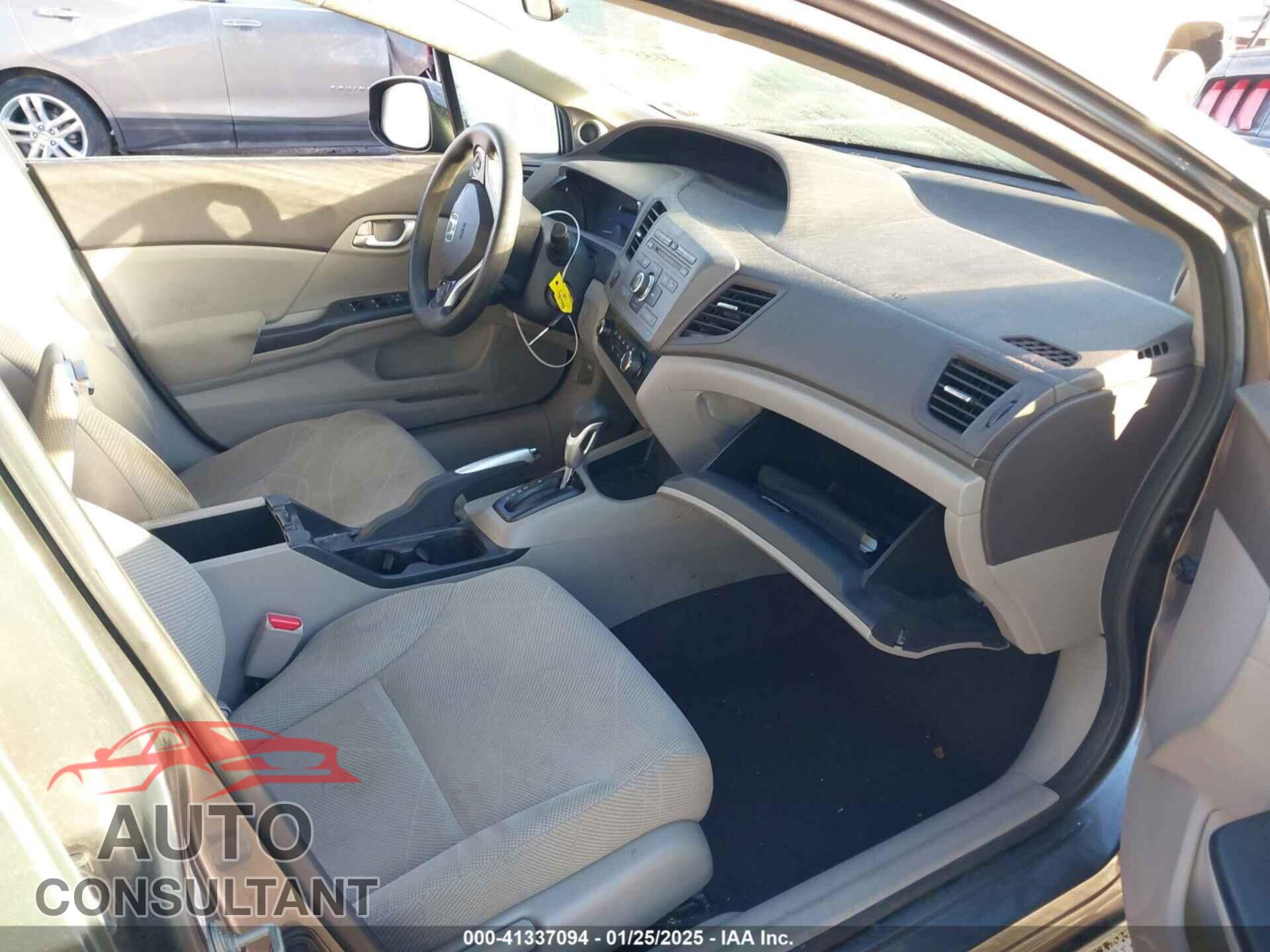 HONDA CIVIC 2012 - JHMFB2F84CS002516