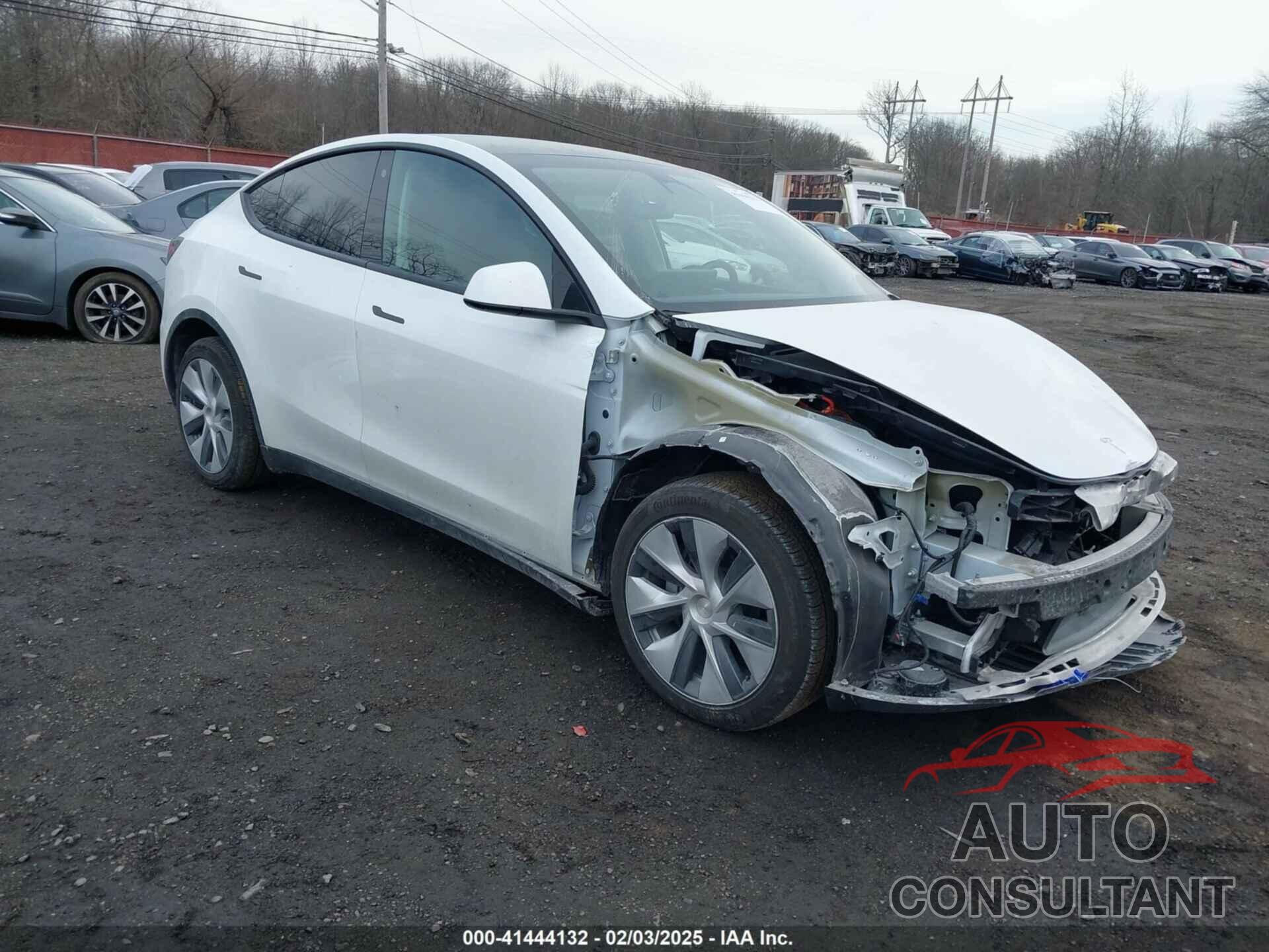 TESLA MODEL Y 2023 - 7SAYGDEE4PF600271