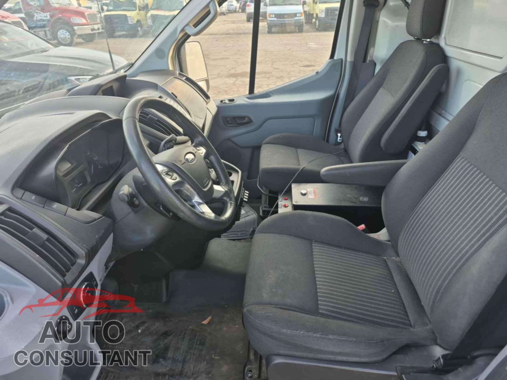 FORD TRANSIT 2015 - 1FTNR1ZM8FKA45272