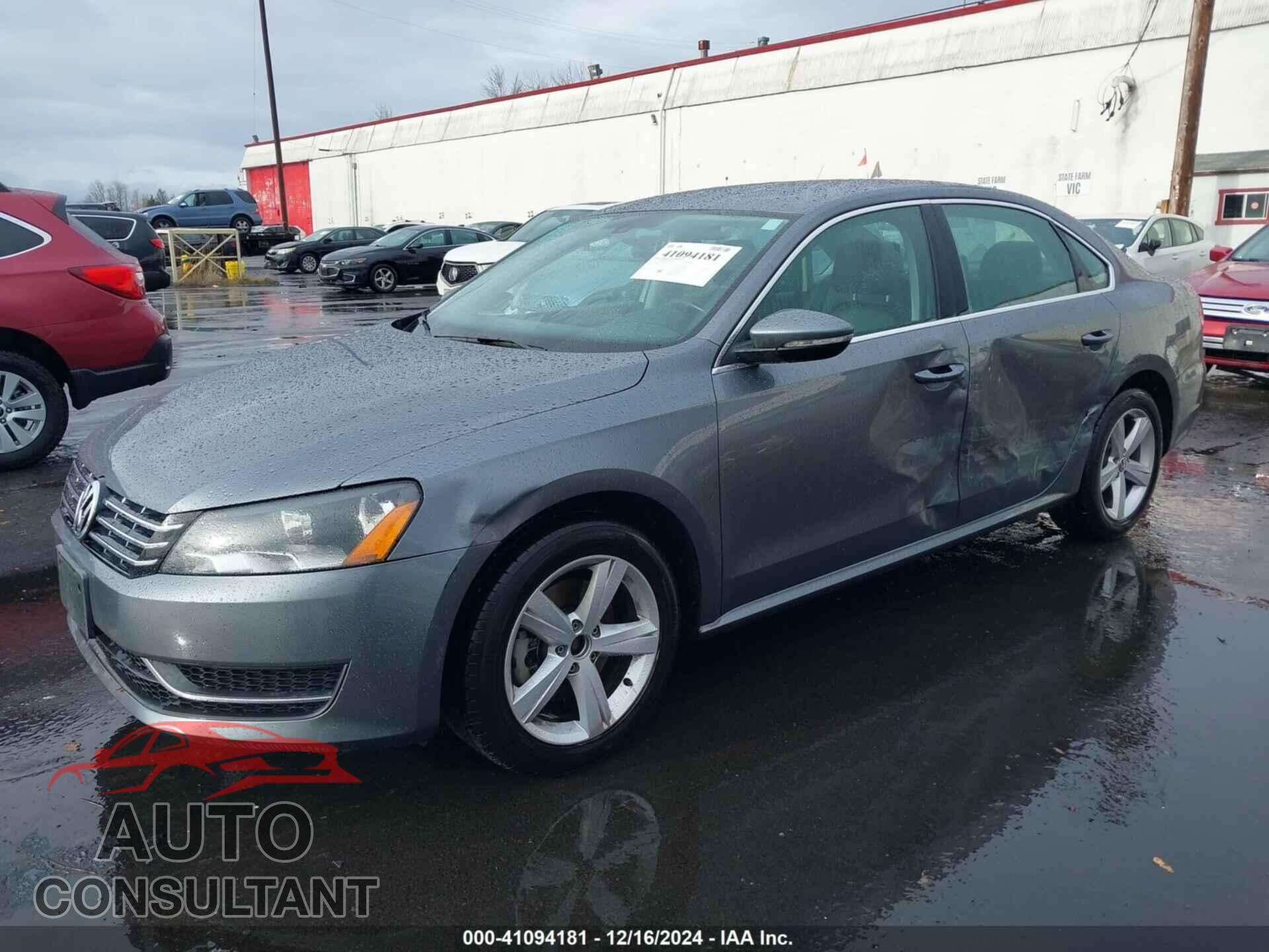 VOLKSWAGEN PASSAT 2012 - 1VWBP7A37CC092150