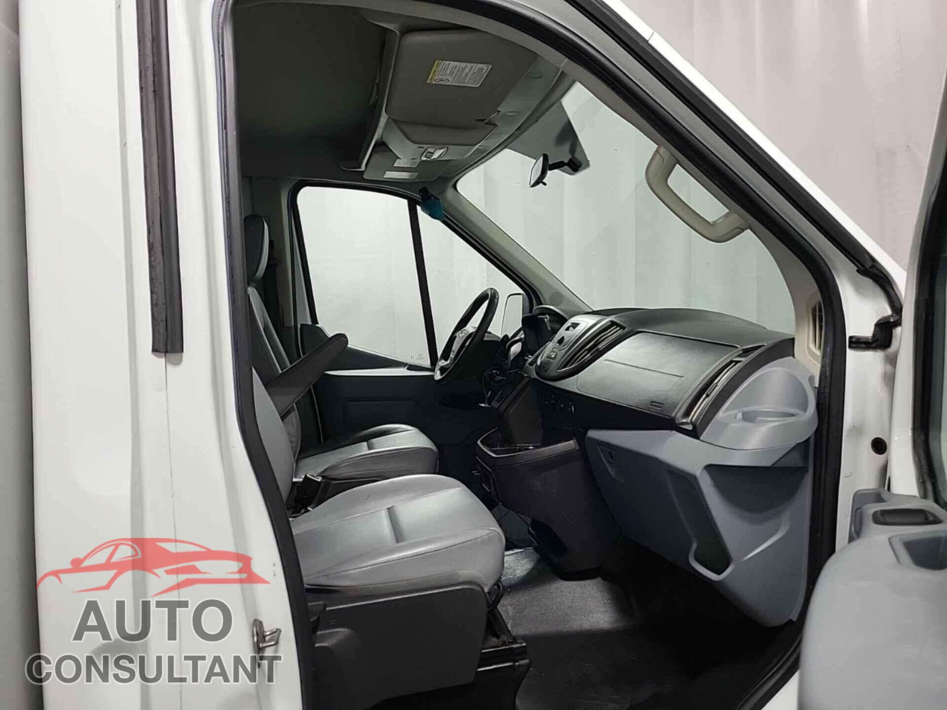 FORD TRANSIT 2018 - 1FDRS6ZM3JKA16270