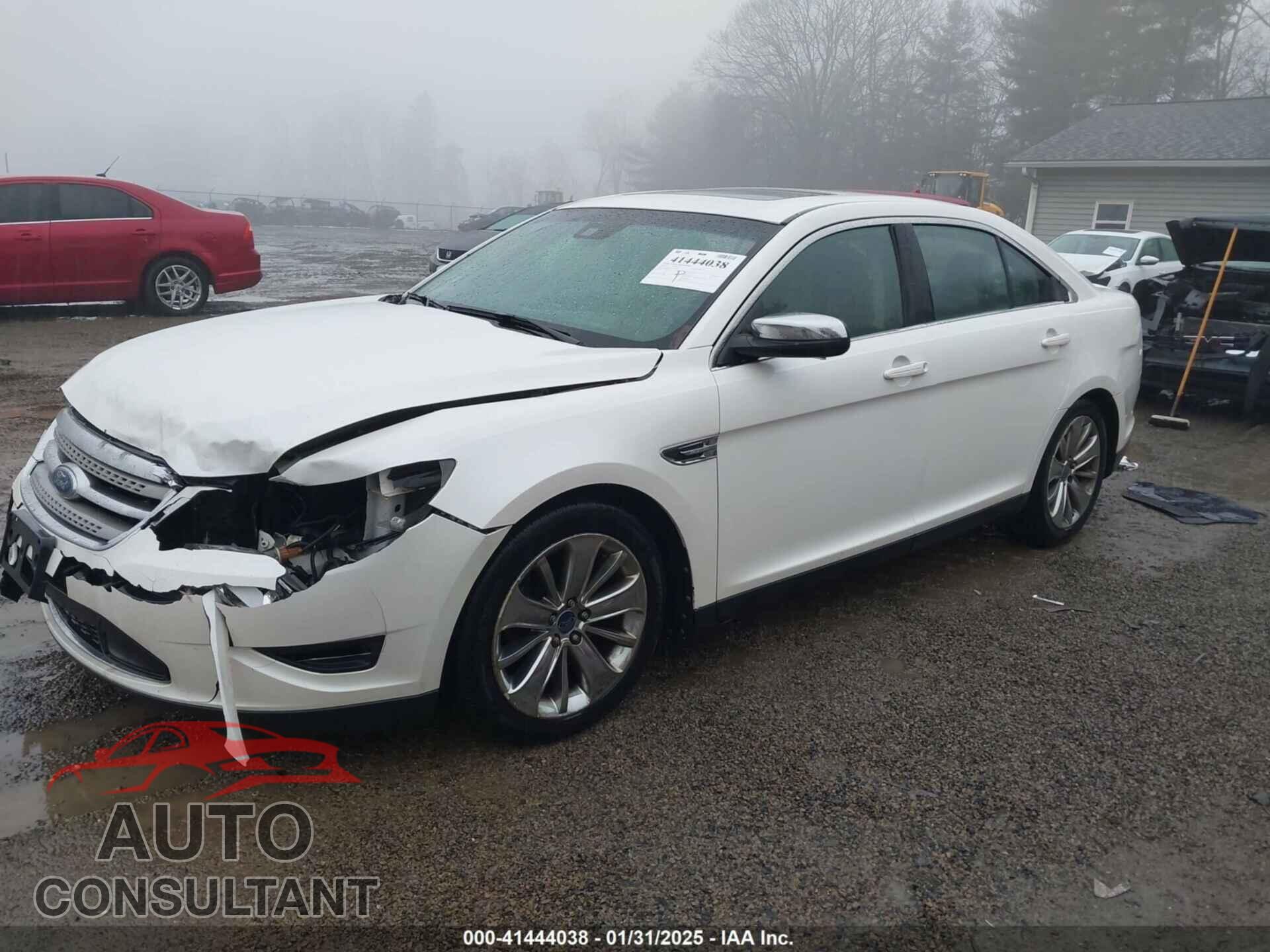 FORD TAURUS 2010 - 1FAHP2JW7AG106442