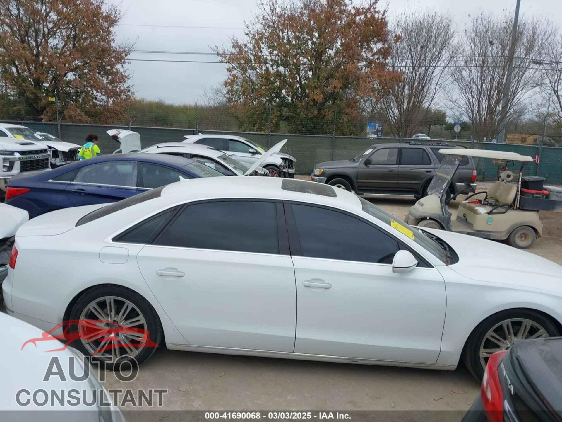 AUDI A8 L 2013 - WAURGAFD4DN020843