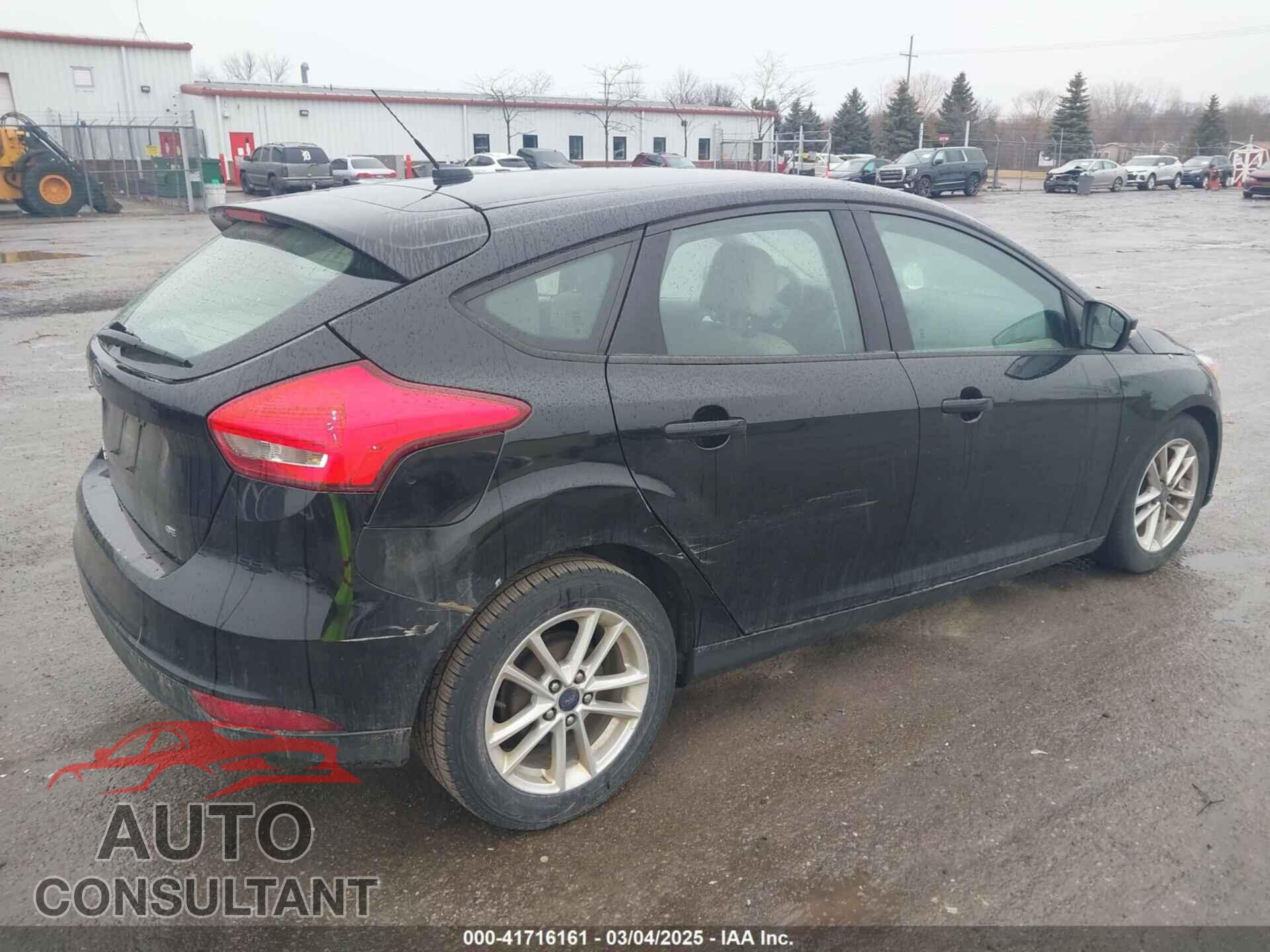 FORD FOCUS 2017 - 1FADP3K23HL248014