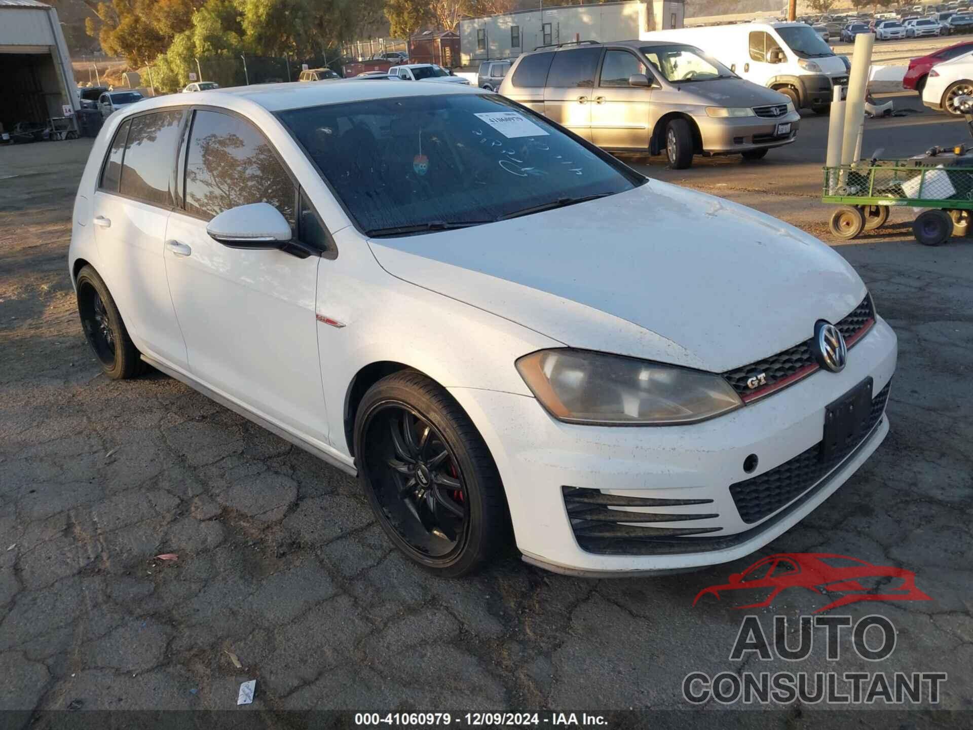 VOLKSWAGEN GOLF GTI 2015 - 3VW5T7AU2FM010006