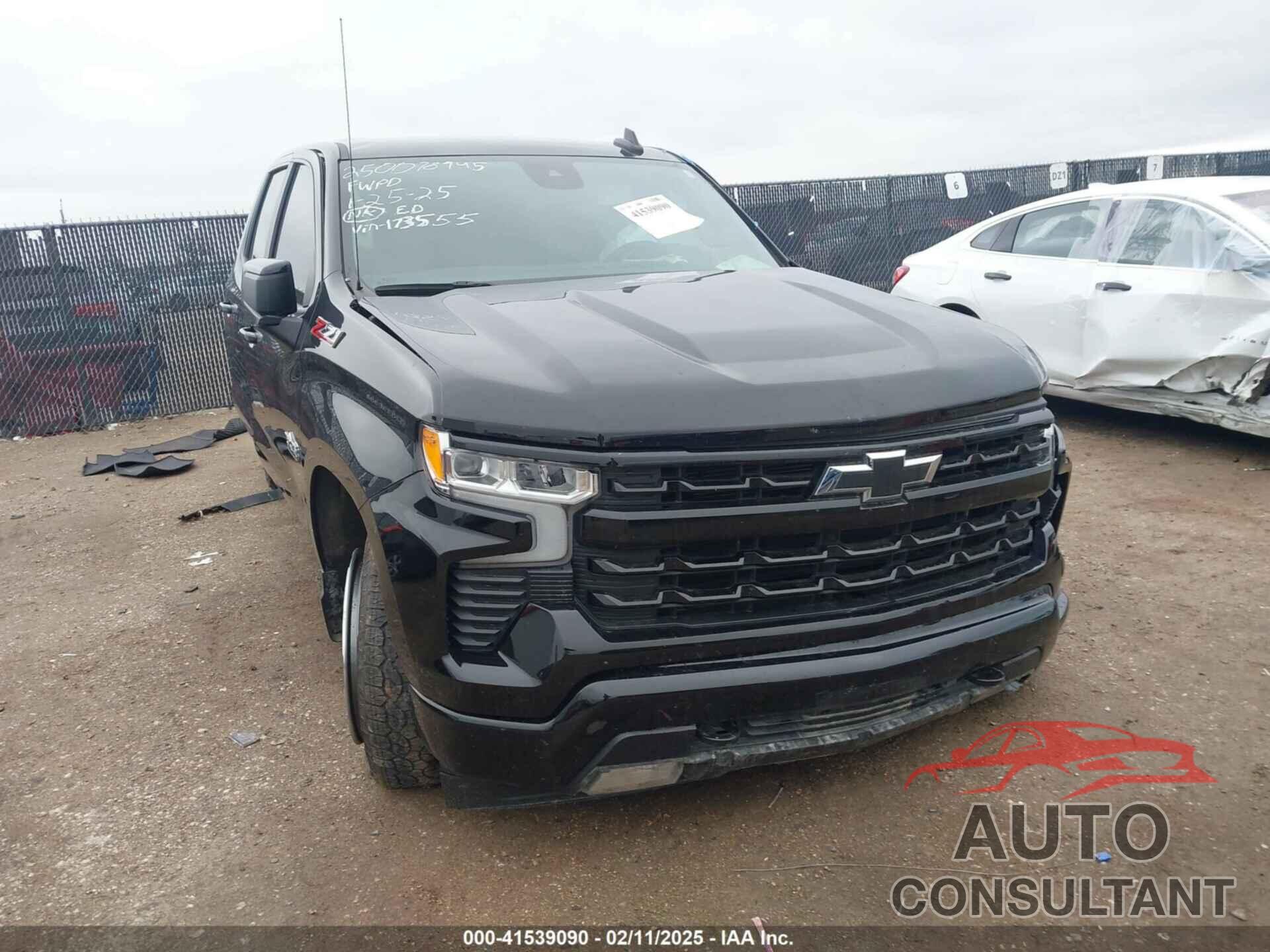 CHEVROLET SILVERADO 1500 2024 - 2GCUDEED8R1173555