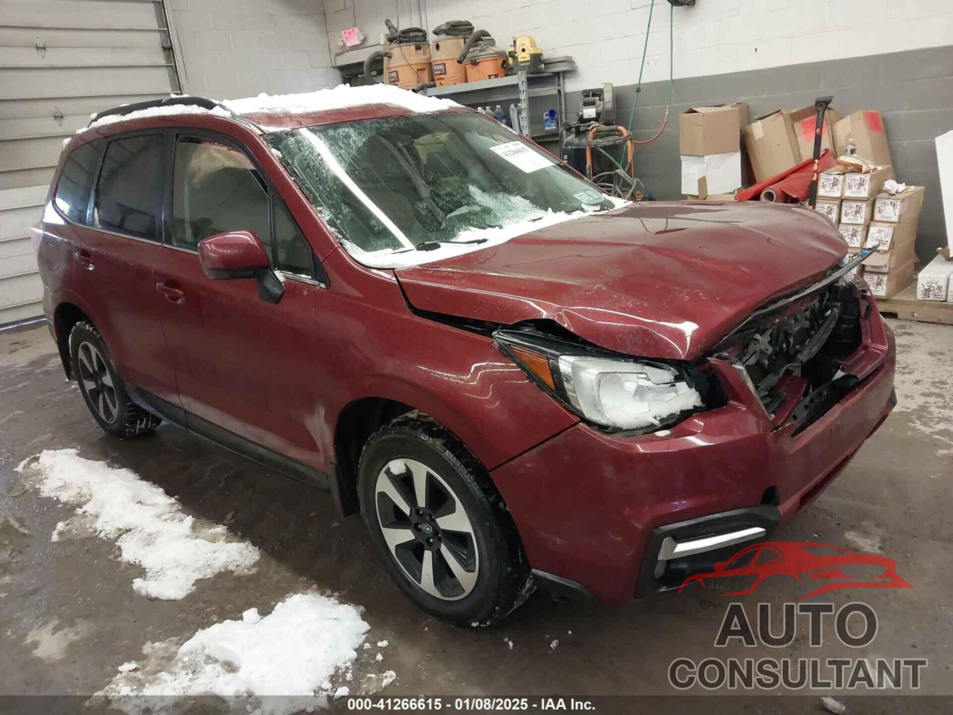 SUBARU FORESTER 2018 - JF2SJAJC1JH483135