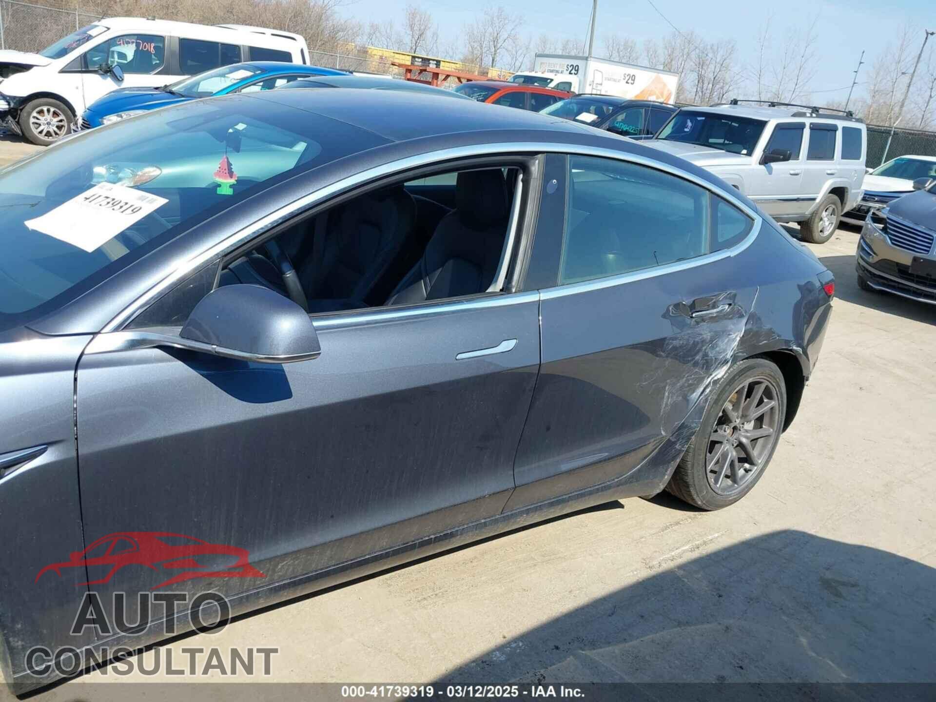 TESLA MODEL 3 2018 - 5YJ3E1EA3JF033583