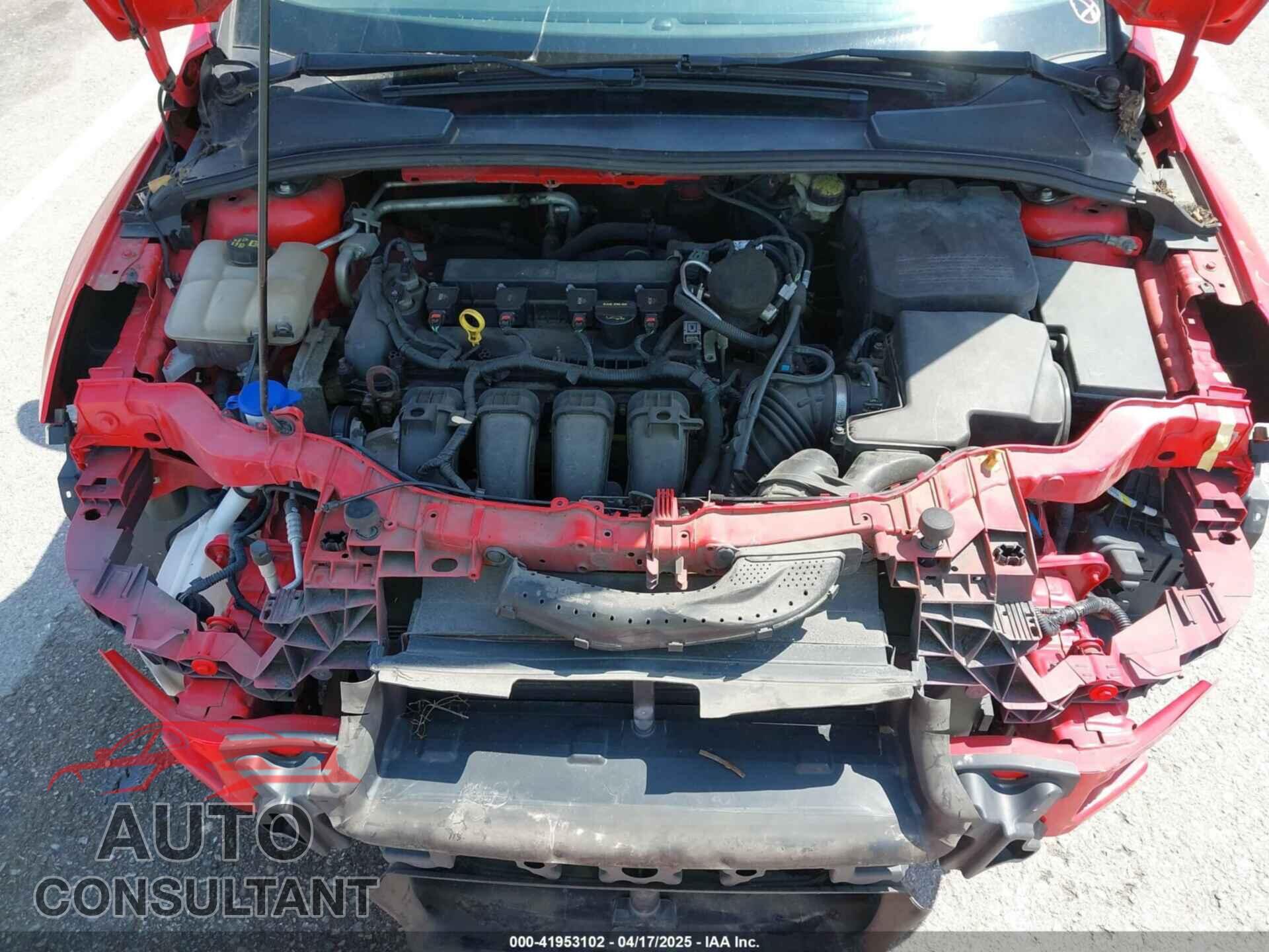 FORD FOCUS 2014 - 1FADP3F2XEL309901