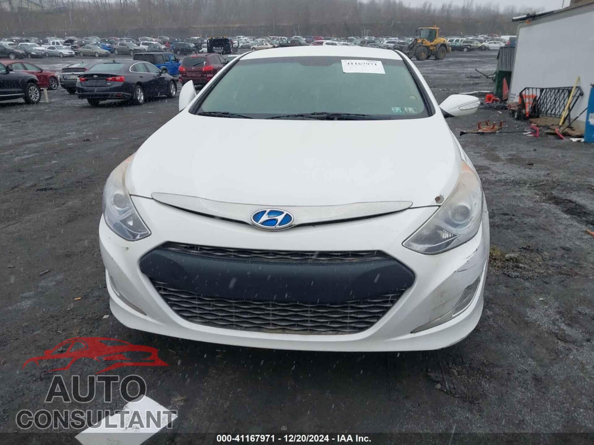 HYUNDAI SONATA 2012 - KMHEC4A49CA044126