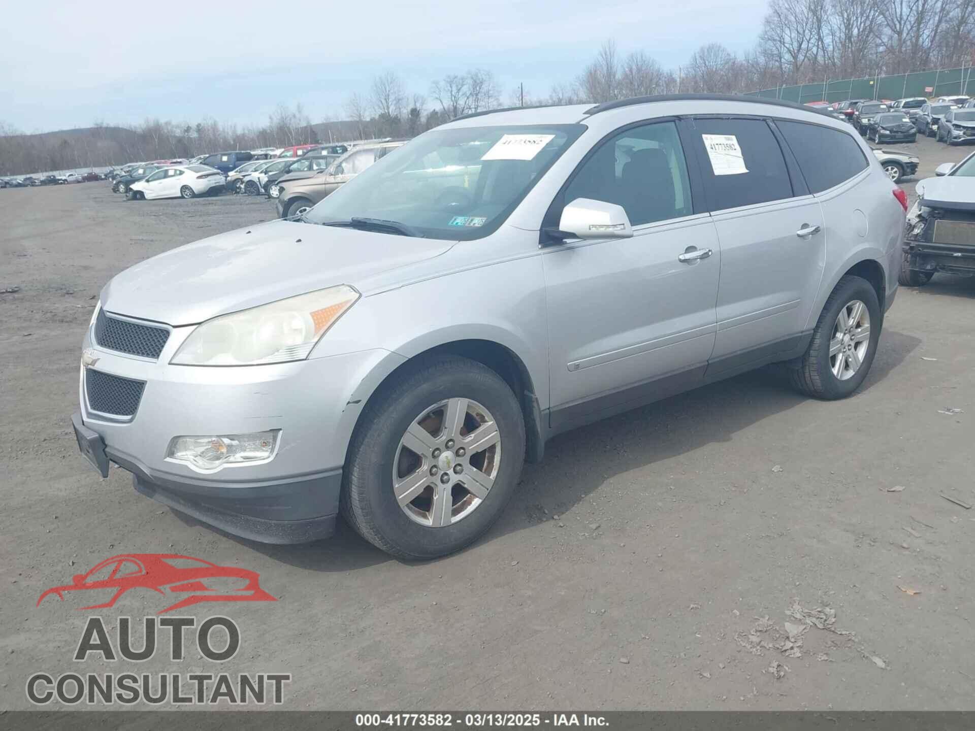 CHEVROLET TRAVERSE 2010 - 1GNLVFED4AS127361