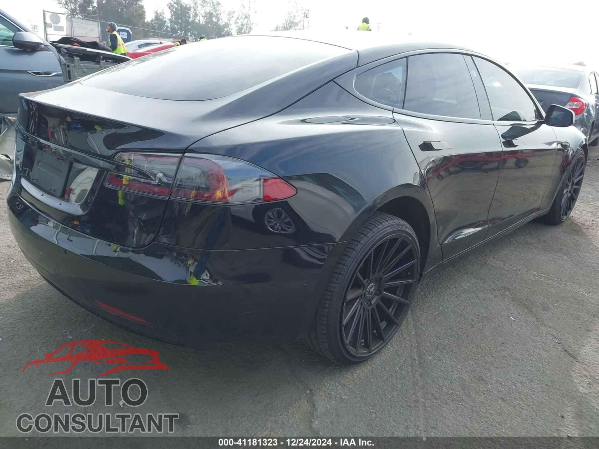 TESLA MODEL S 2017 - 5YJSA1E1XHF217629