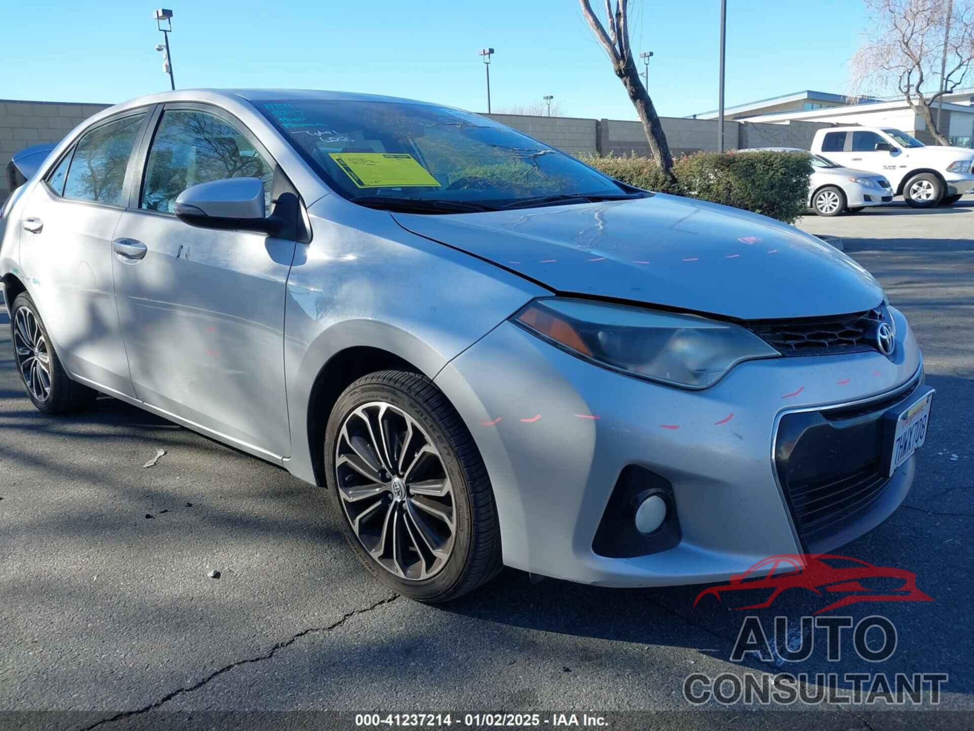 TOYOTA COROLLA 2015 - 5YFBURHE2FP222734