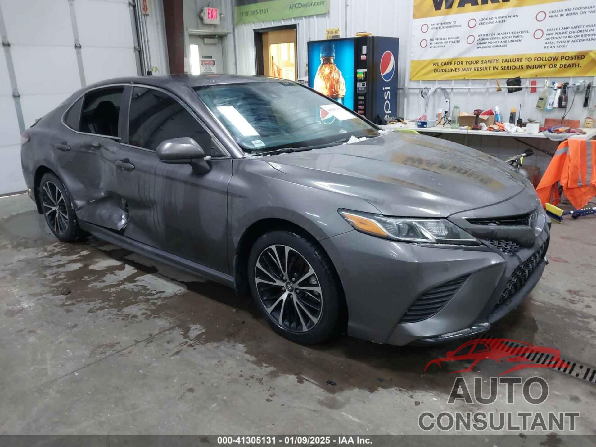 TOYOTA CAMRY 2019 - 4T1B11HK1KU218294