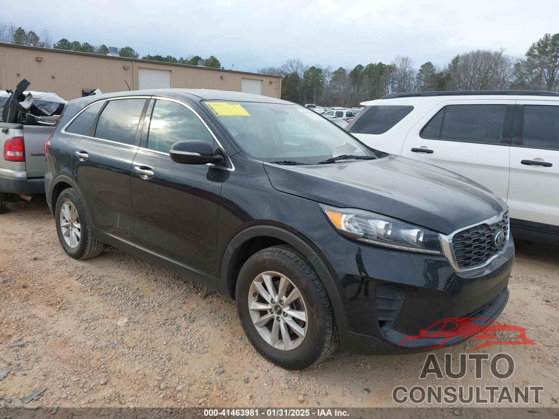 KIA SORENTO 2019 - 5XYPG4A35KG577548