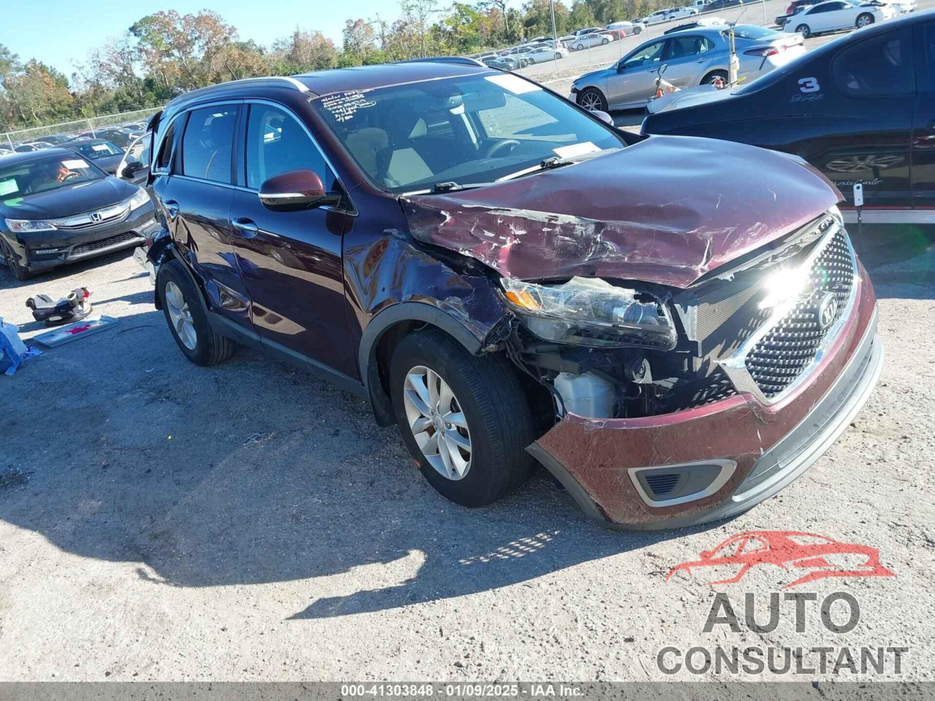 KIA SORENTO 2017 - 5XYPG4A58HG285919