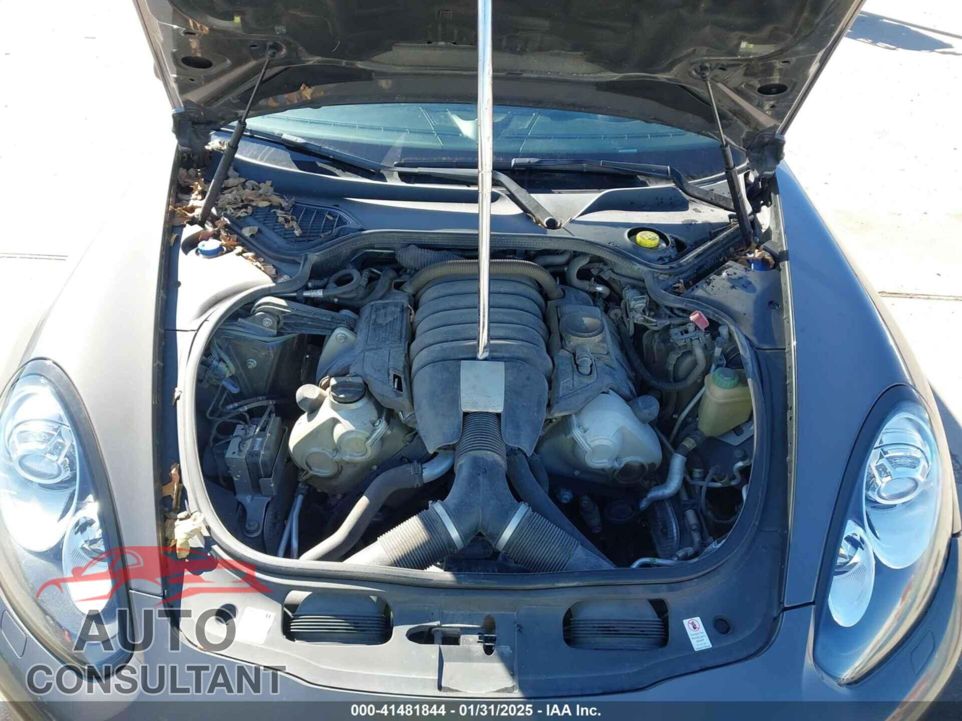 PORSCHE PANAMERA 2016 - WP0AA2A70GL001585