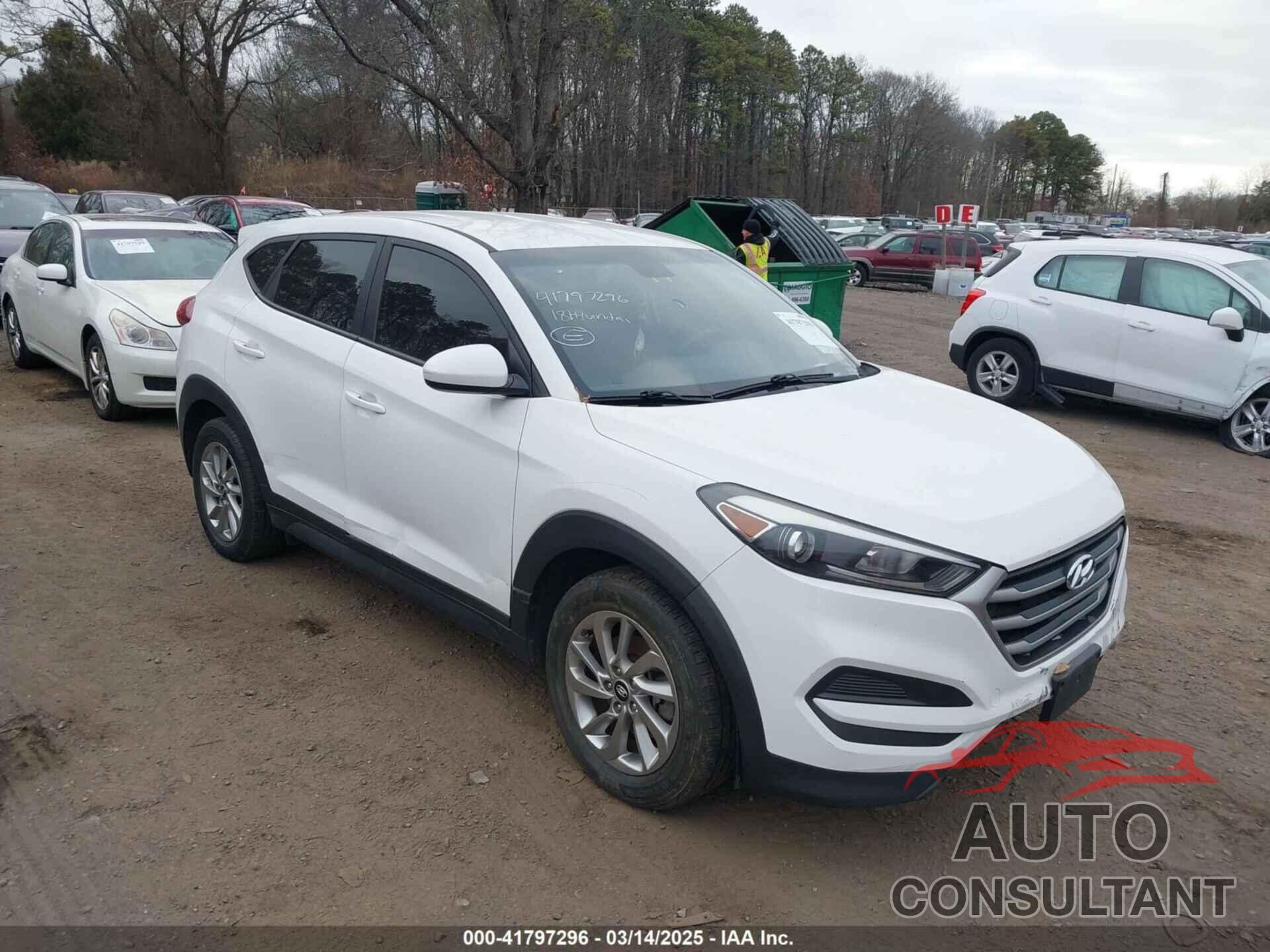 HYUNDAI TUCSON 2018 - KM8J2CA49JU662845