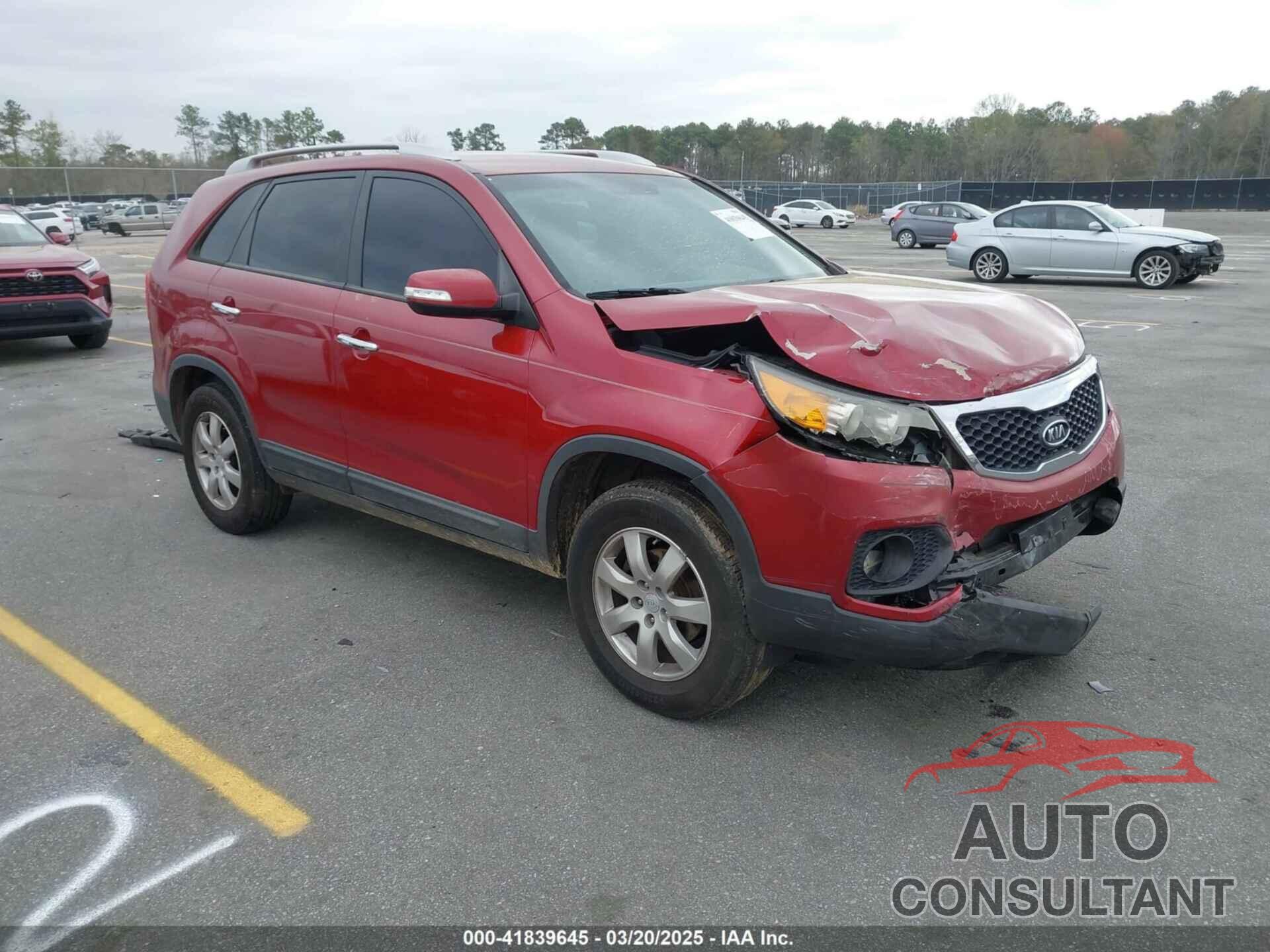KIA SORENTO 2011 - 5XYKT3A15BG025689