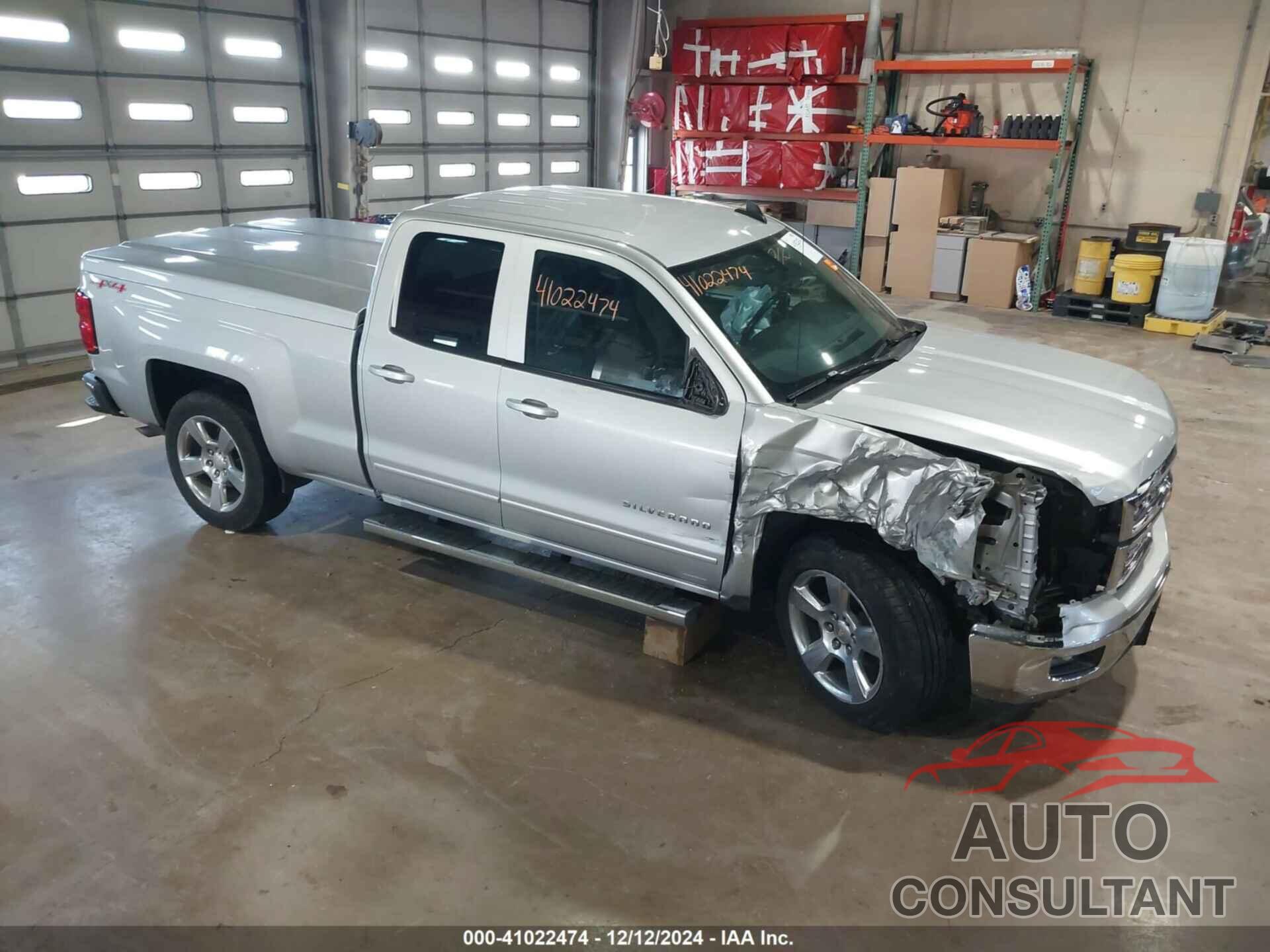 CHEVROLET SILVERADO 1500 2015 - 1GCVKREC3FZ164676
