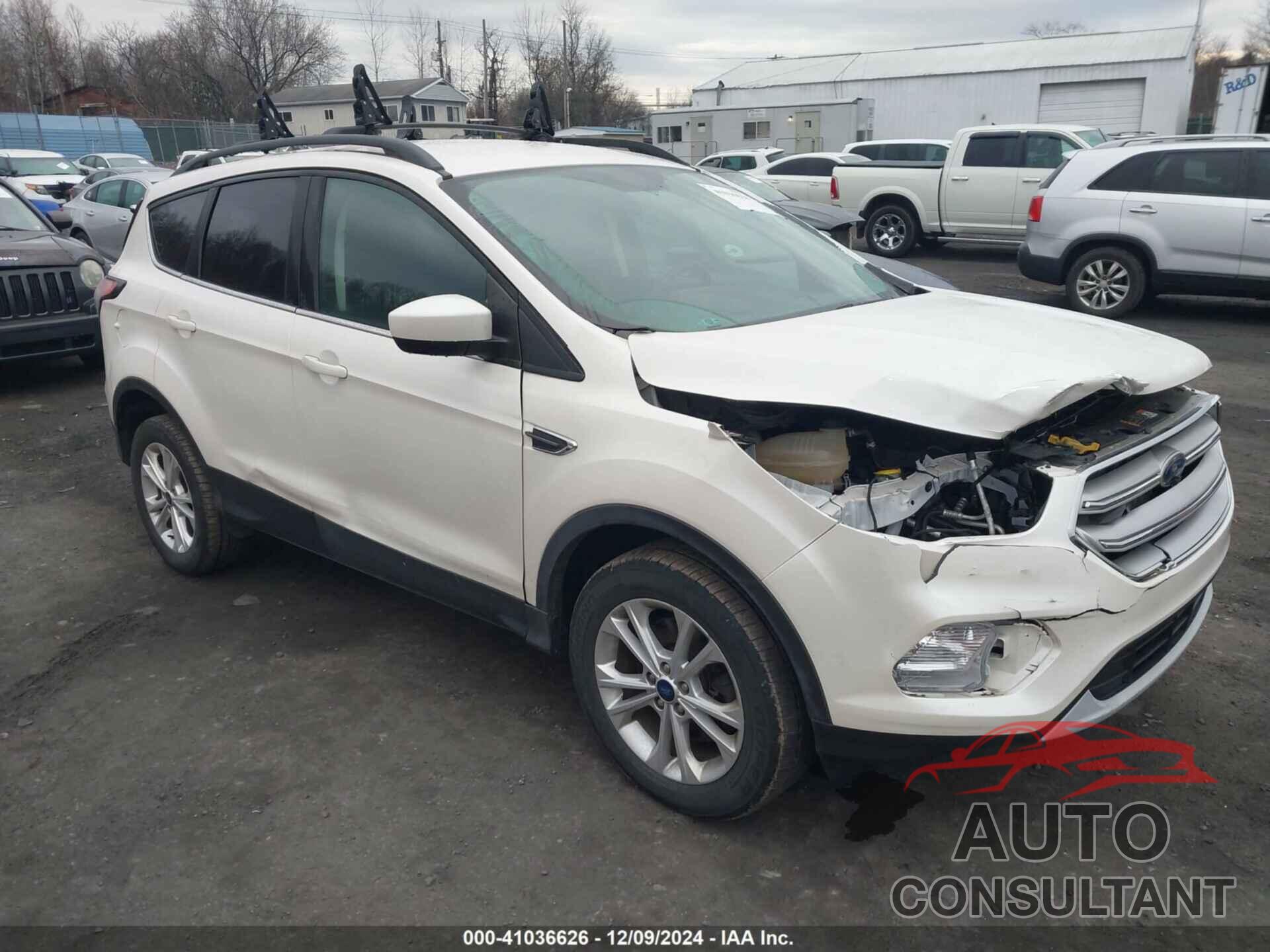 FORD ESCAPE 2018 - 1FMCU9HD9JUB50112