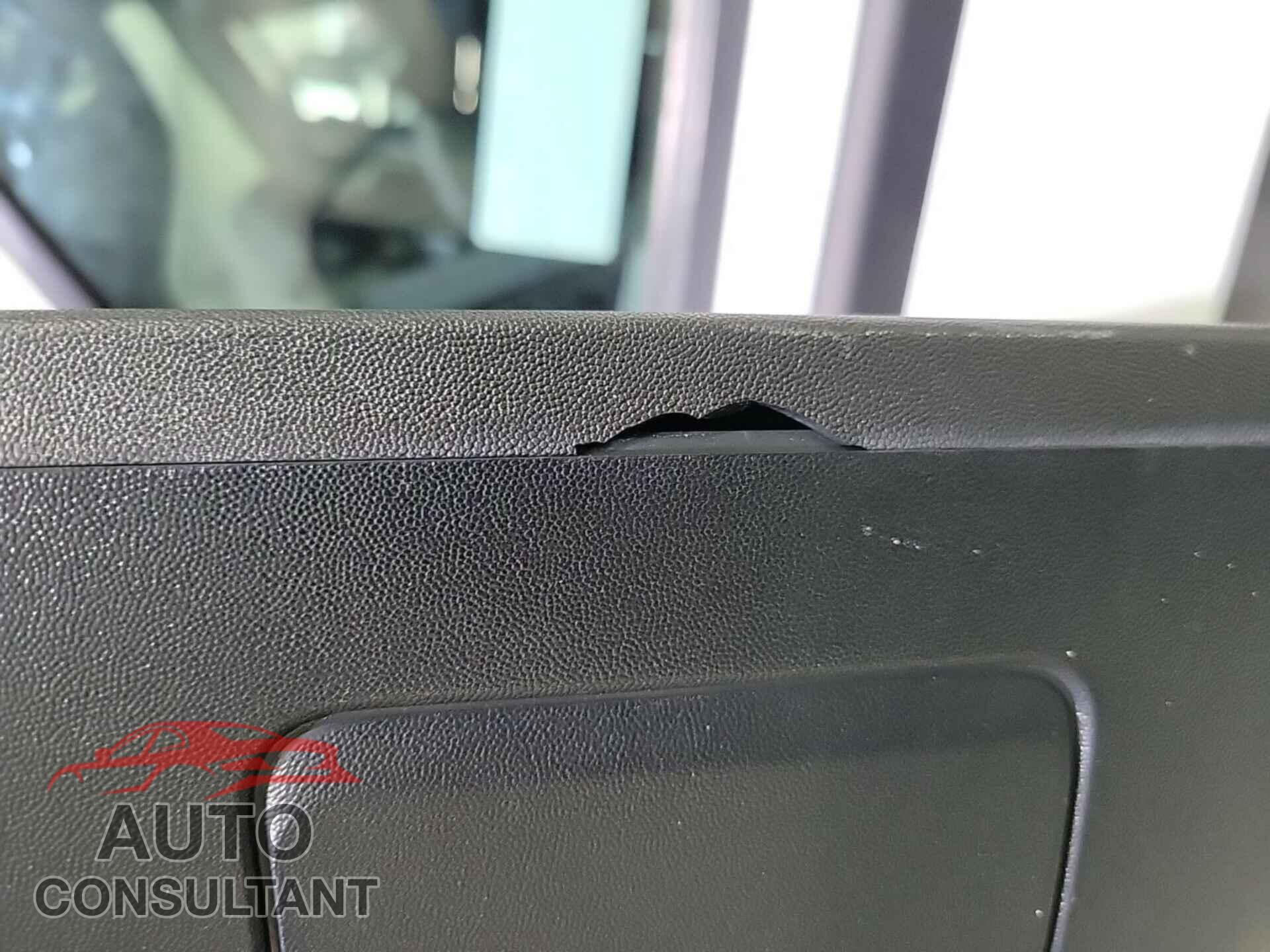 FORD F-350 CHASSIS 2013 - 1FDBF3F65DEA76287