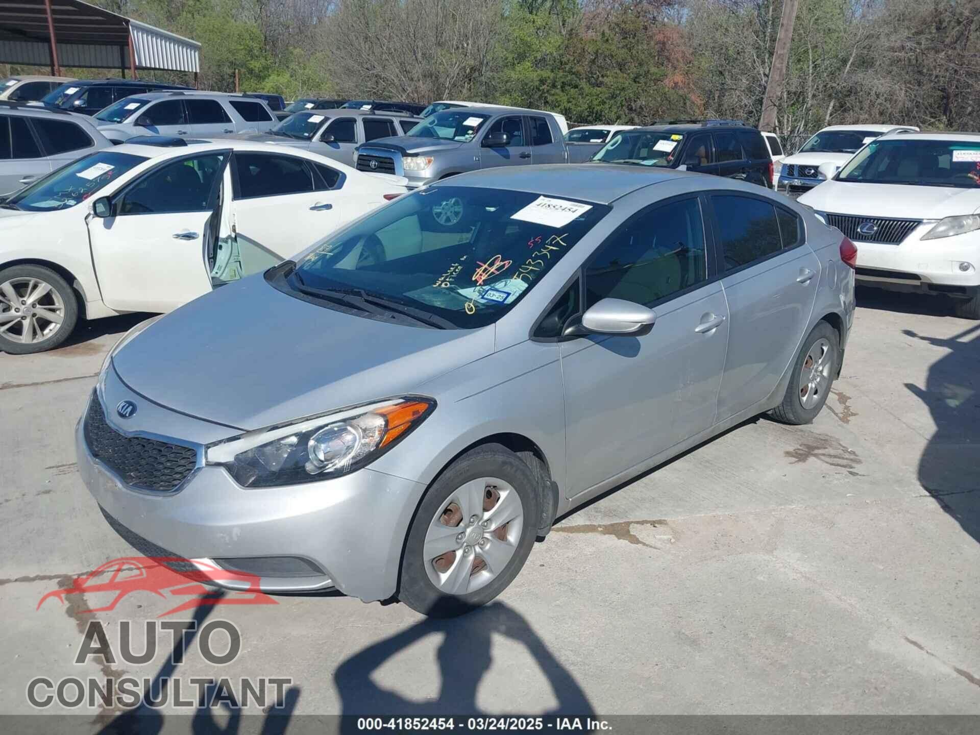 KIA FORTE 2016 - KNAFK4A6XG5543347