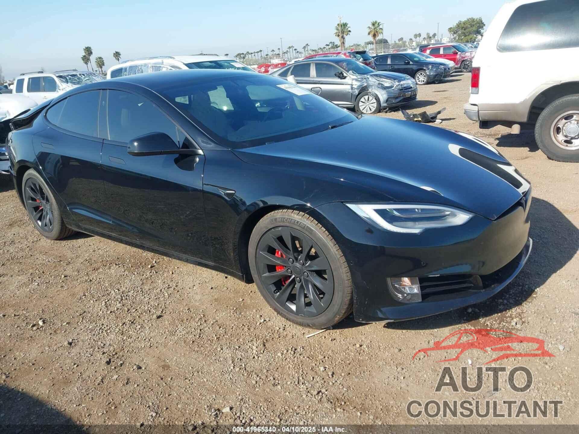 TESLA MODEL S 2020 - 5YJSA1E24LF381878