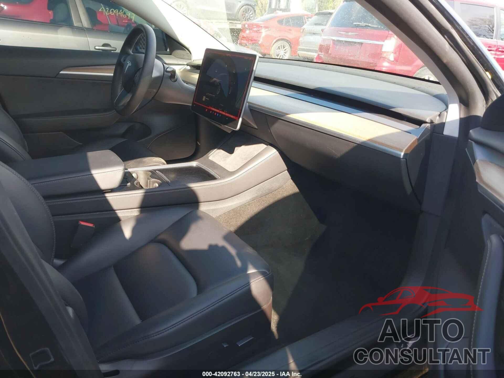 TESLA MODEL 3 2022 - 5YJ3E1EA9NF286123