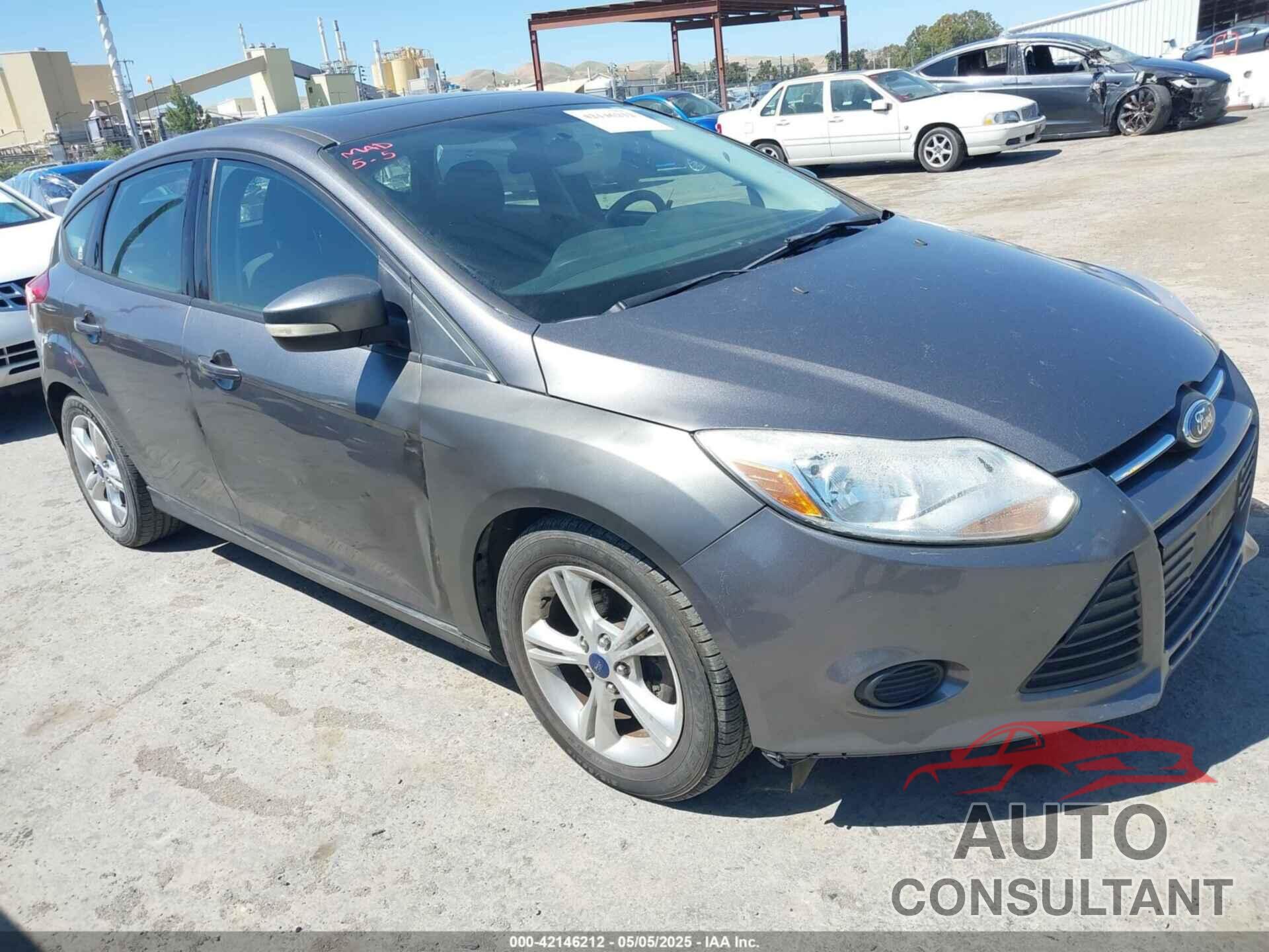 FORD FOCUS 2014 - 1FADP3K23EL282353