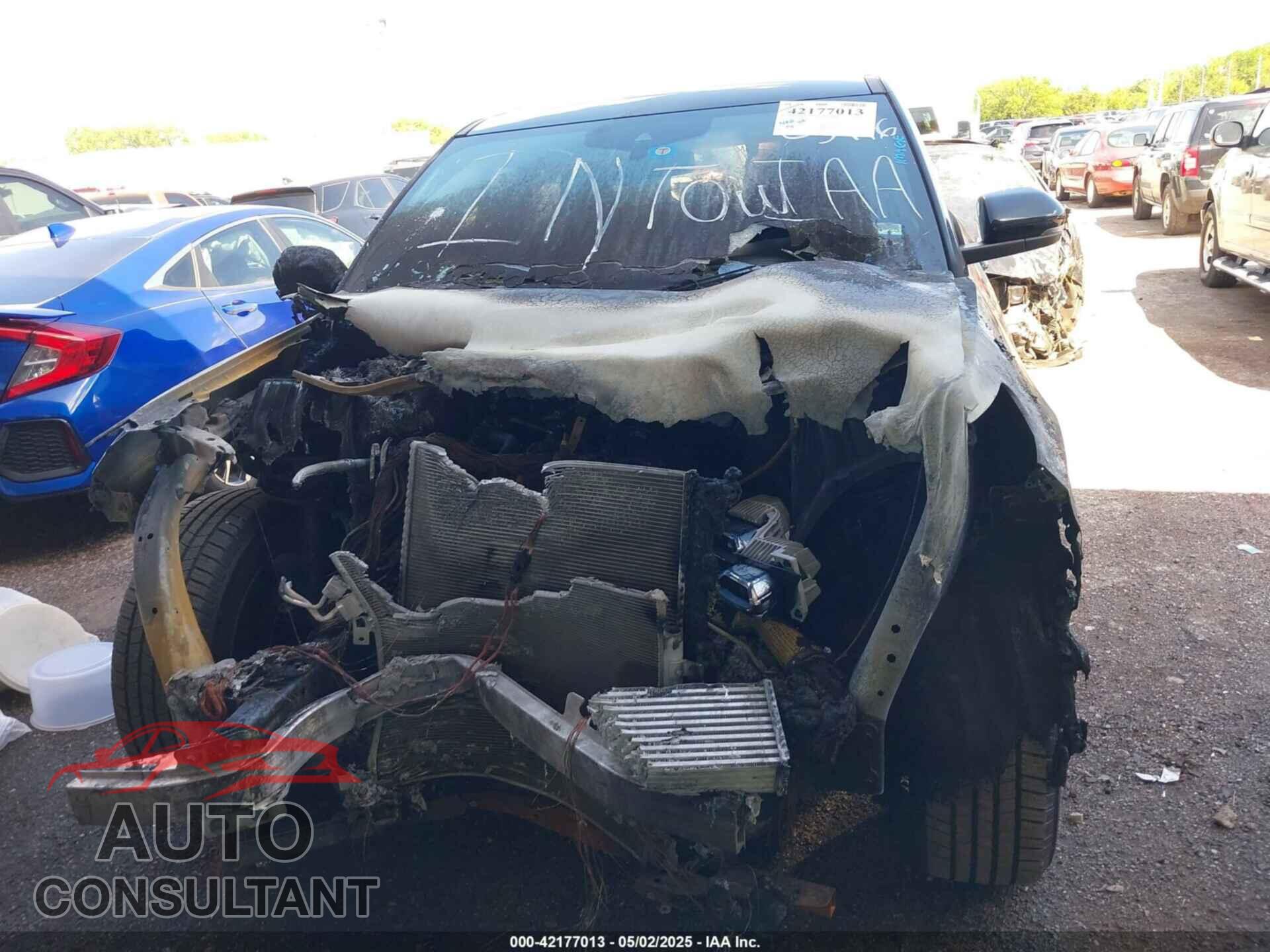 FORD EXPLORER 2021 - 1FMSK7FH3MGB03446