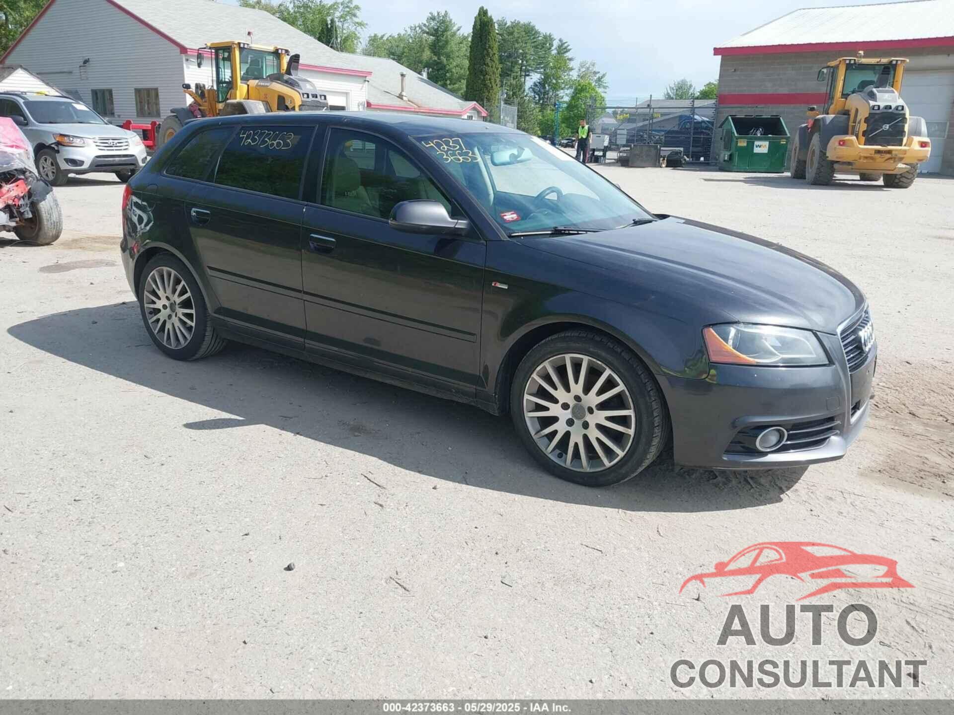 AUDI A3 2012 - WAUKJAFM9CA112393