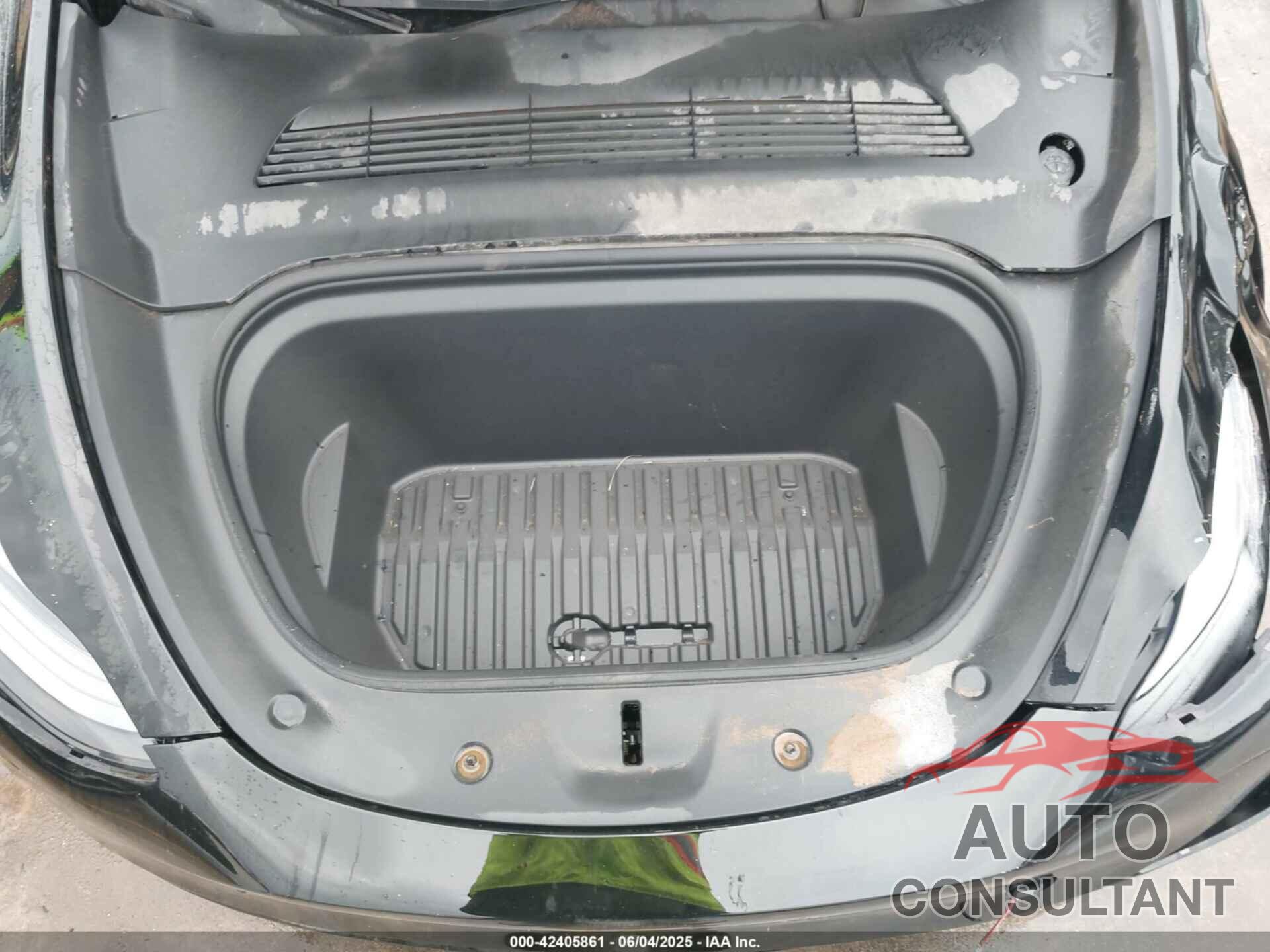 TESLA MODEL Y 2023 - 7SAYGDEF2PF700913