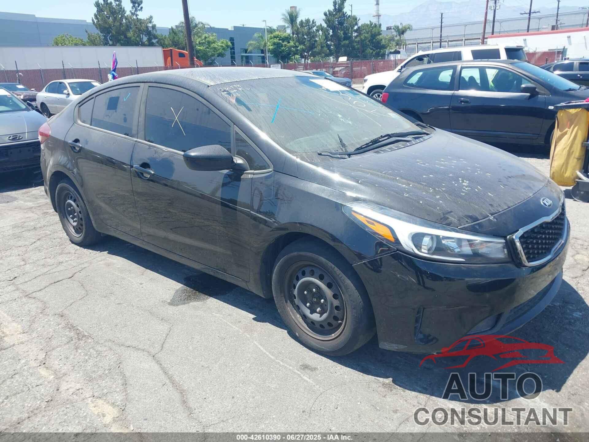 KIA FORTE 2018 - 3KPFK4A74JE230558