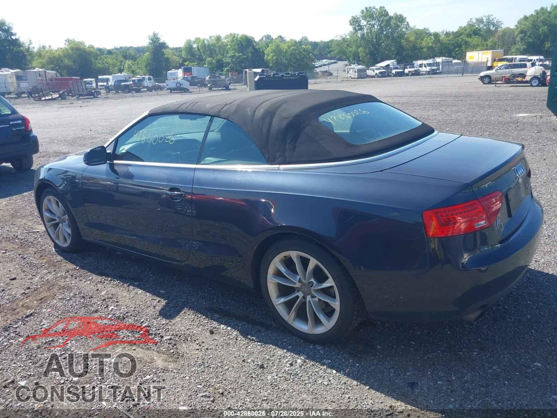 AUDI A5 2013 - WAULFAFH2DN003700