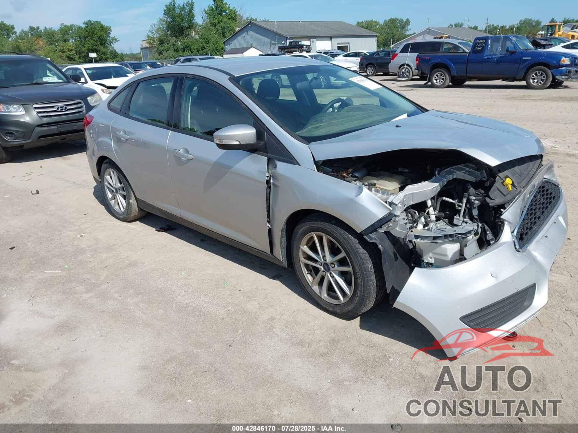 FORD FOCUS 2015 - 1FADP3F20FL239360