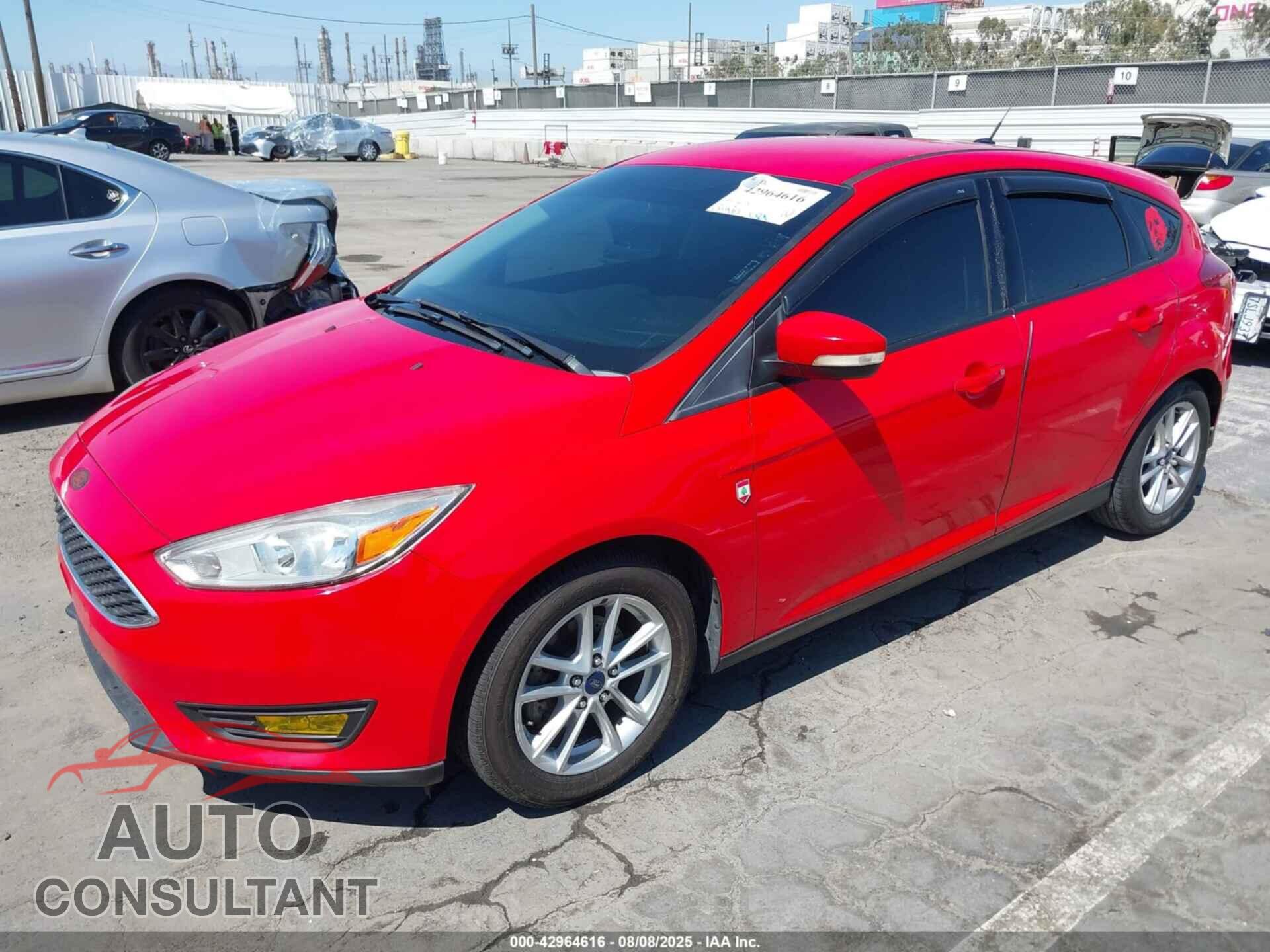 FORD FOCUS 2016 - 1FADP3K28GL268578