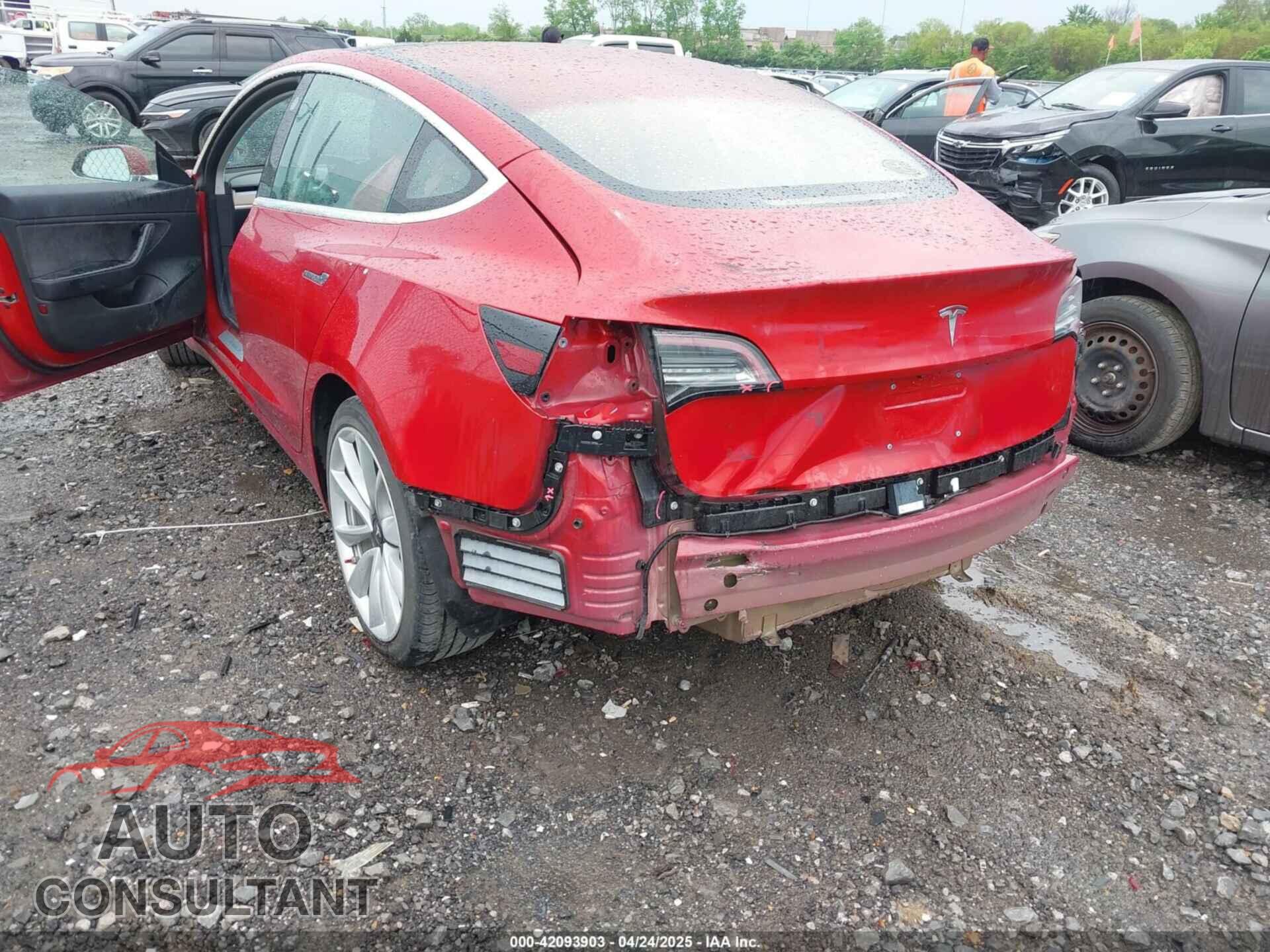 TESLA MODEL 3 2018 - 5YJ3E1EA6JF052659
