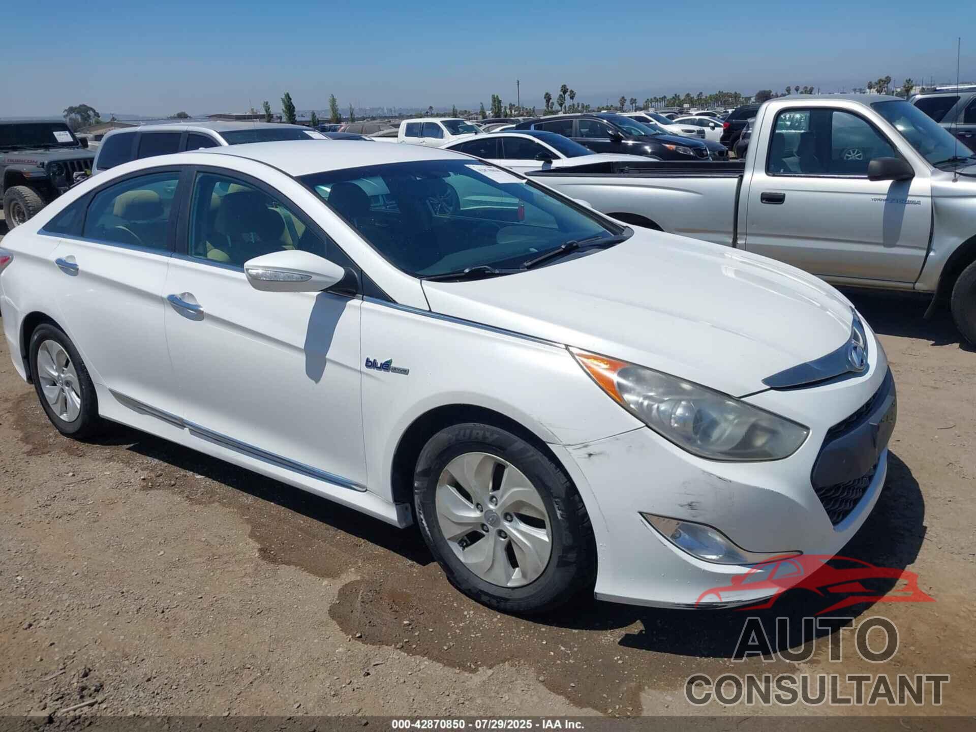 HYUNDAI SONATA HYBRID 2015 - KMHEC4A40FA119431