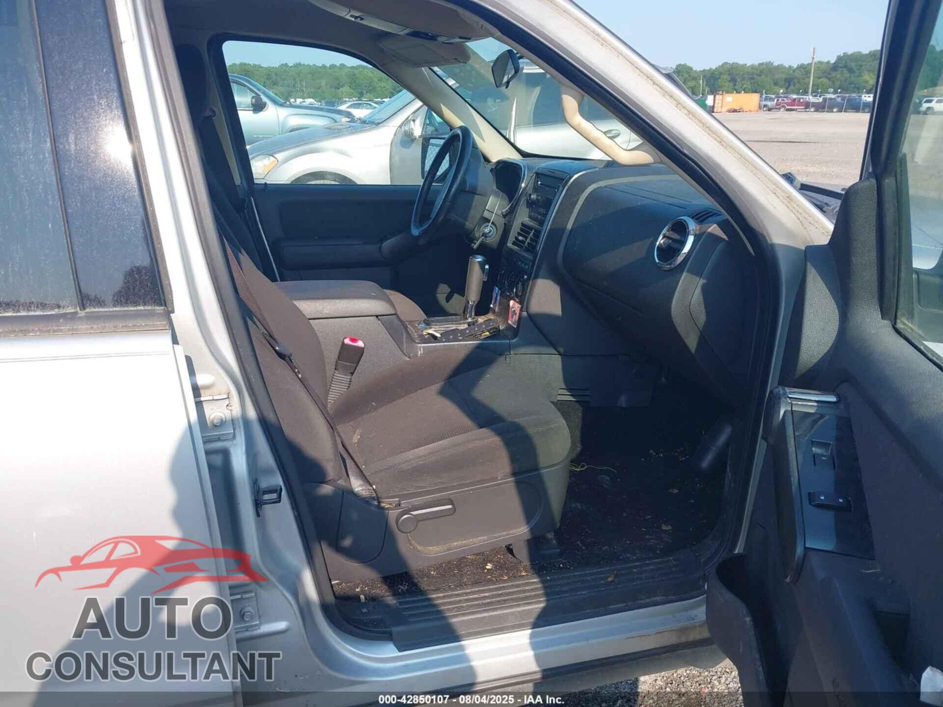 FORD EXPLORER 2010 - 1FMEU7DE0AUA13331