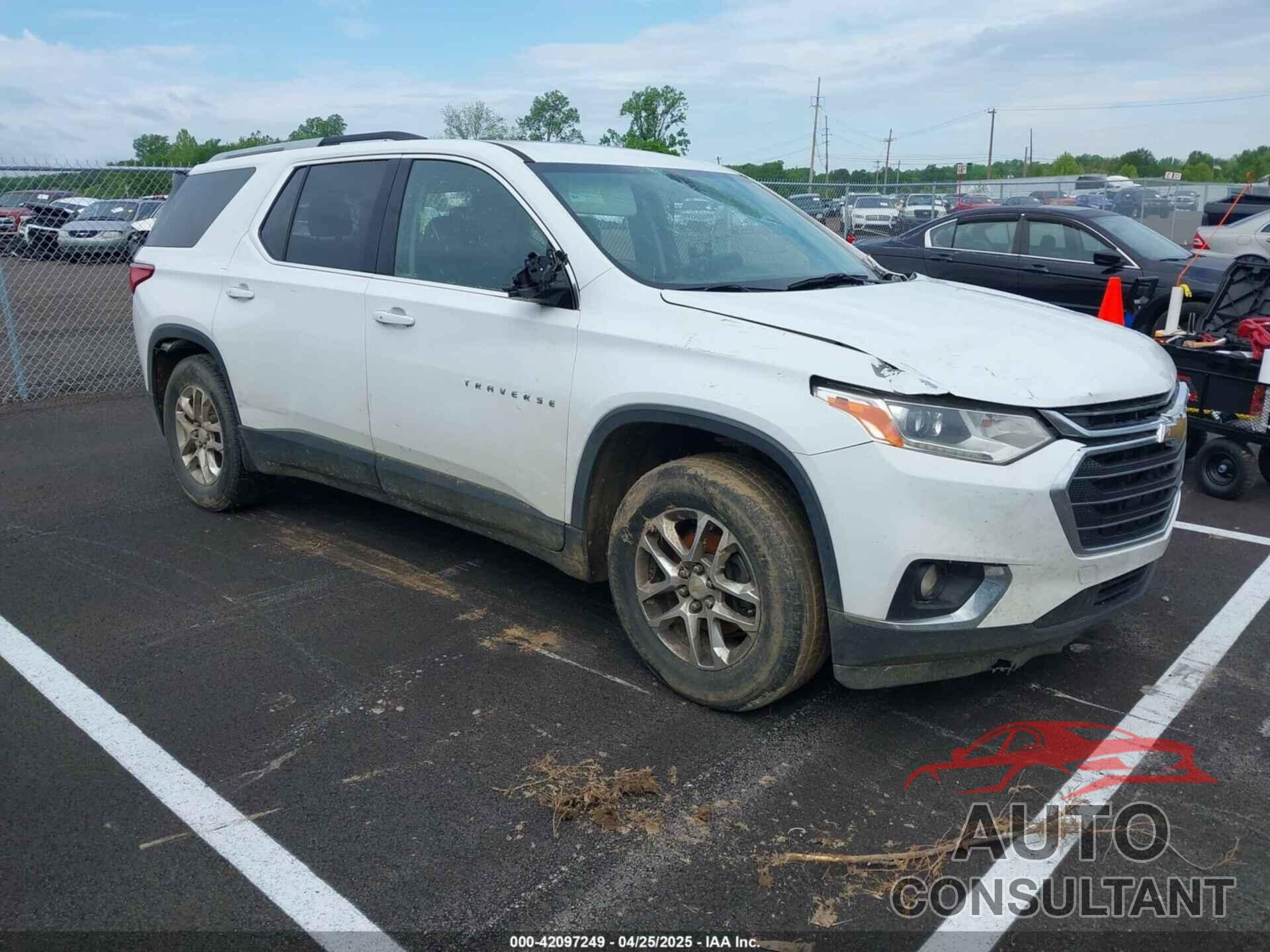 CHEVROLET TRAVERSE 2018 - 1GNERGKW6JJ164149