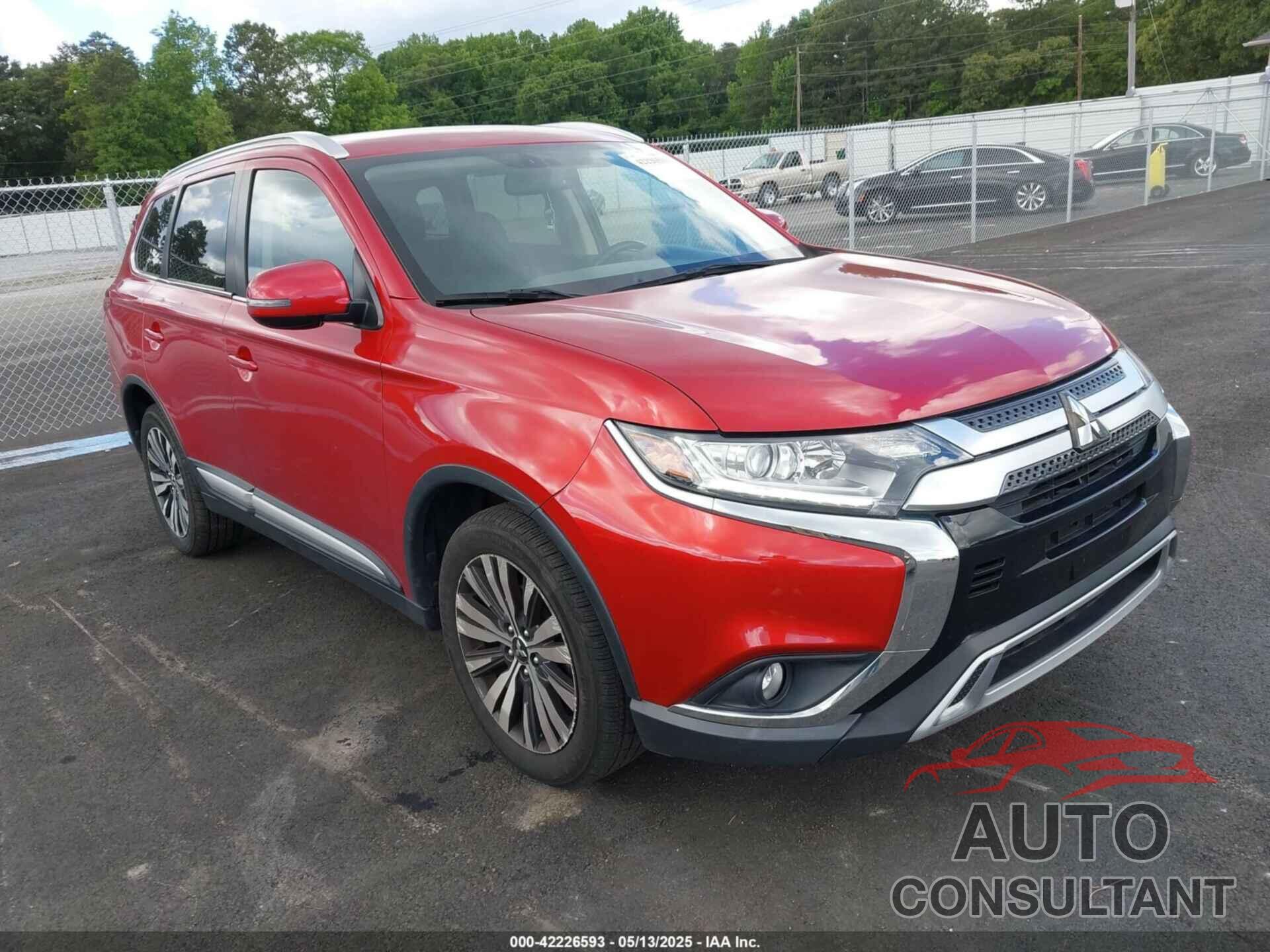 MITSUBISHI OUTLANDER 2019 - JA4AD3A3XKZ028254