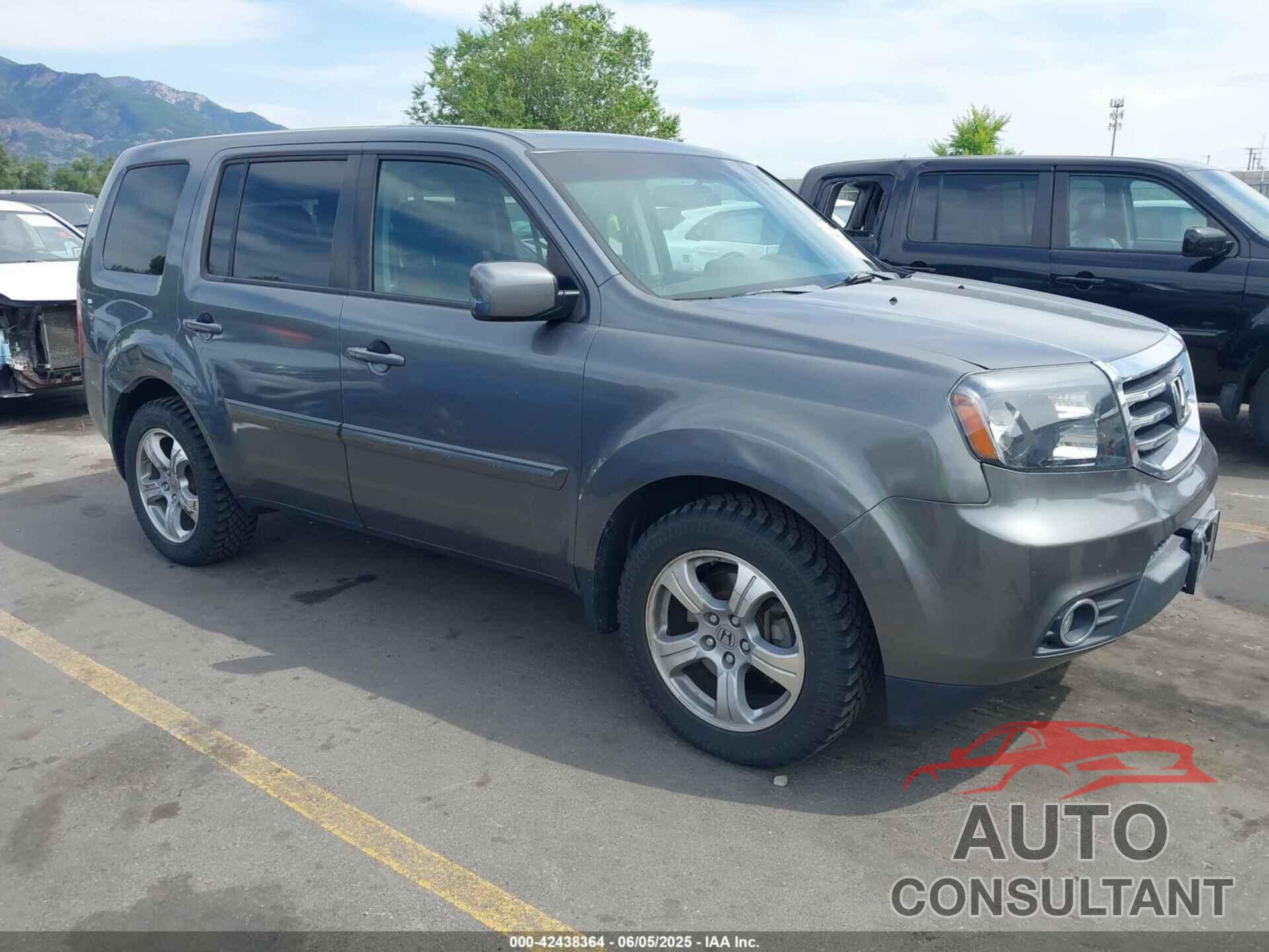 HONDA PILOT 2012 - 5FNYF4H5XCB014342
