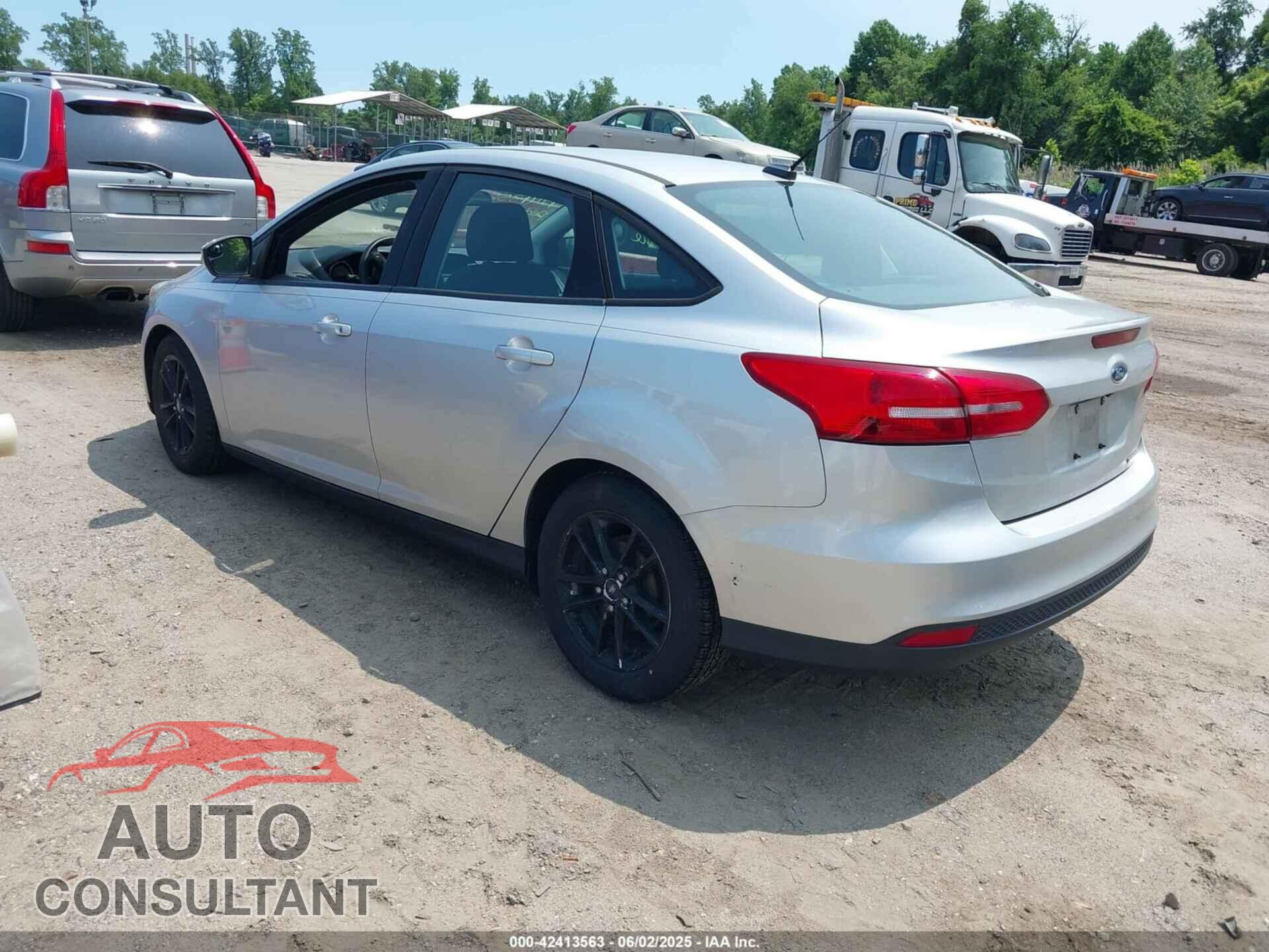 FORD FOCUS 2015 - 1FADP3F2XFL340065