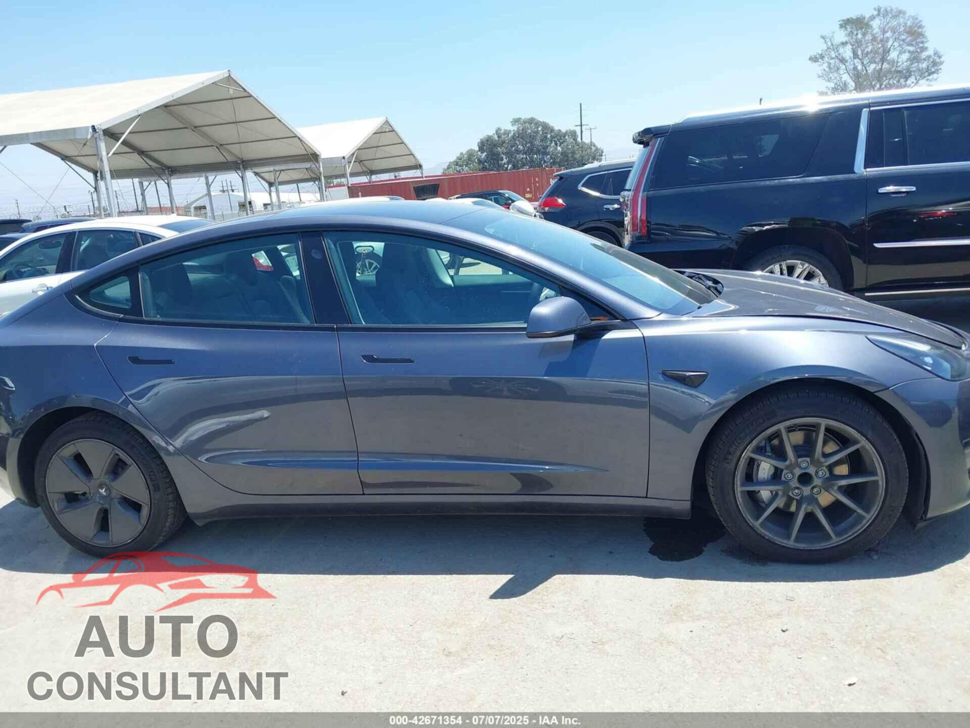 TESLA MODEL 3 2023 - 5YJ3E1EA1PF545402
